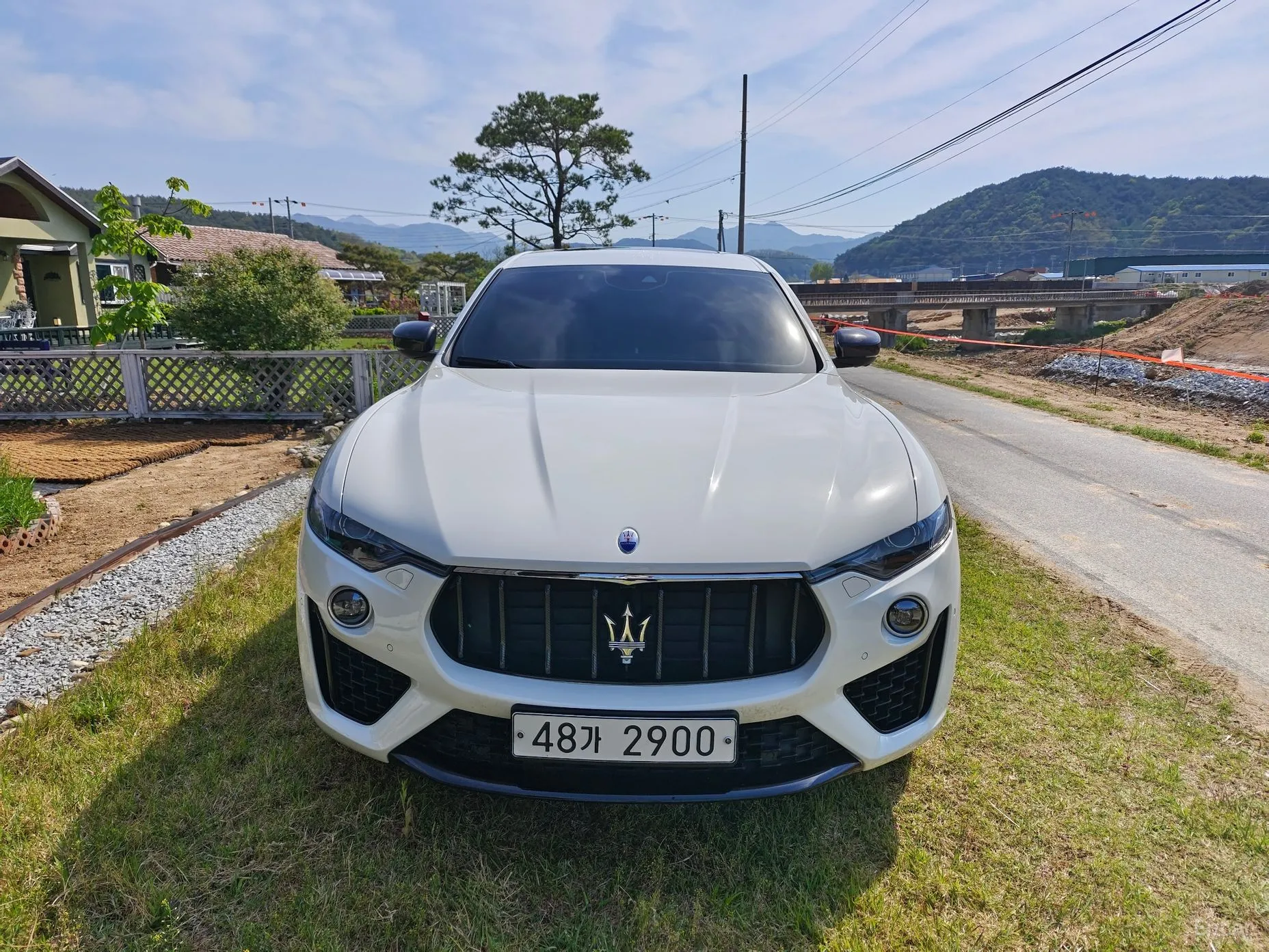 Maserati Levante превью 3