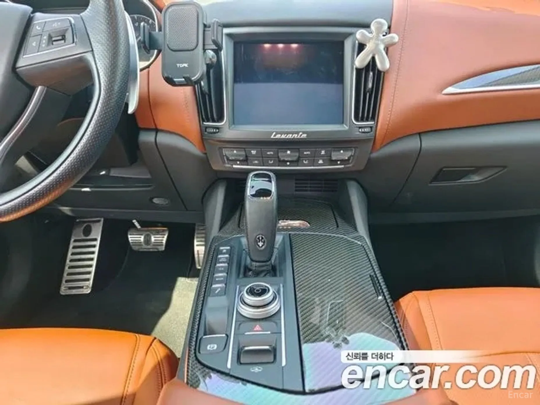 Maserati Levante превью 8