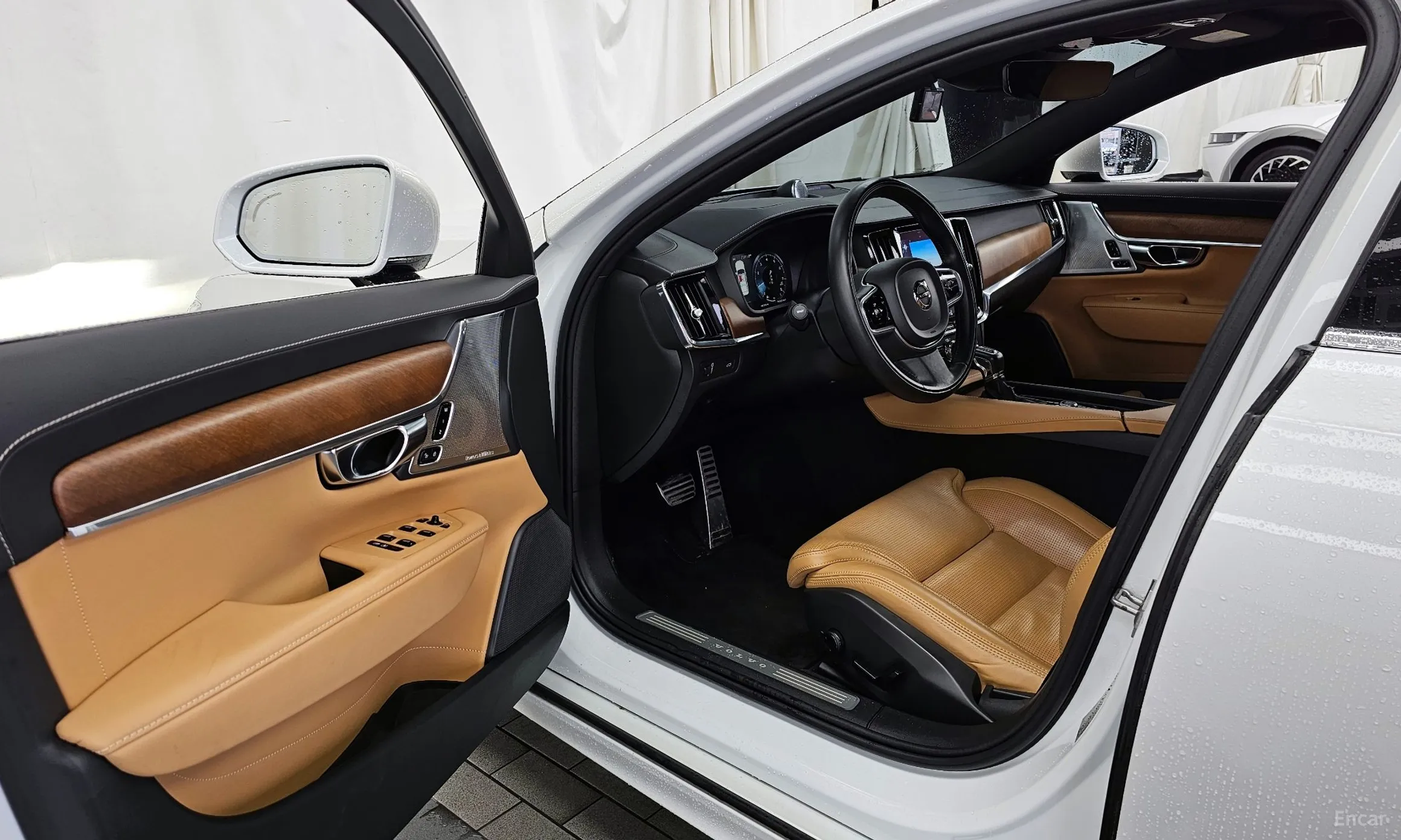 Volvo S90 превью 10