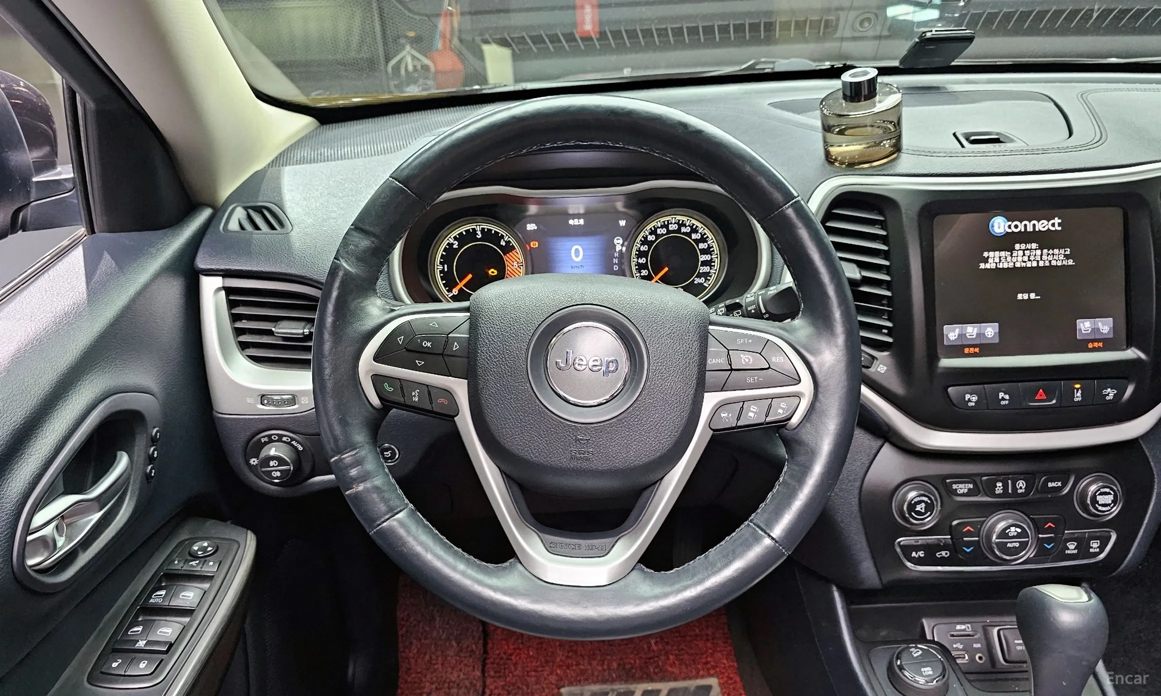 Jeep Cherokee (KL) превью 13