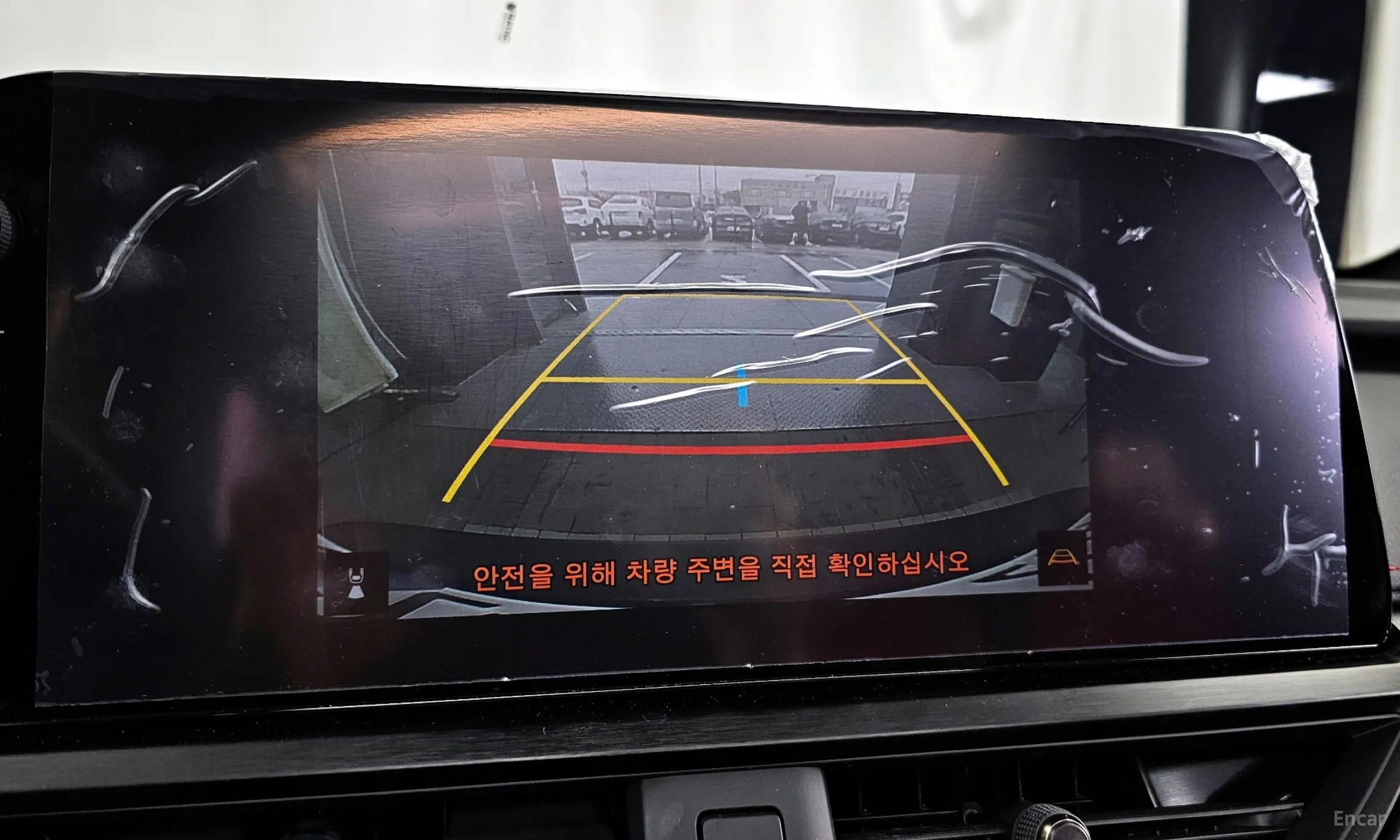 Lexus UX250h превью 16