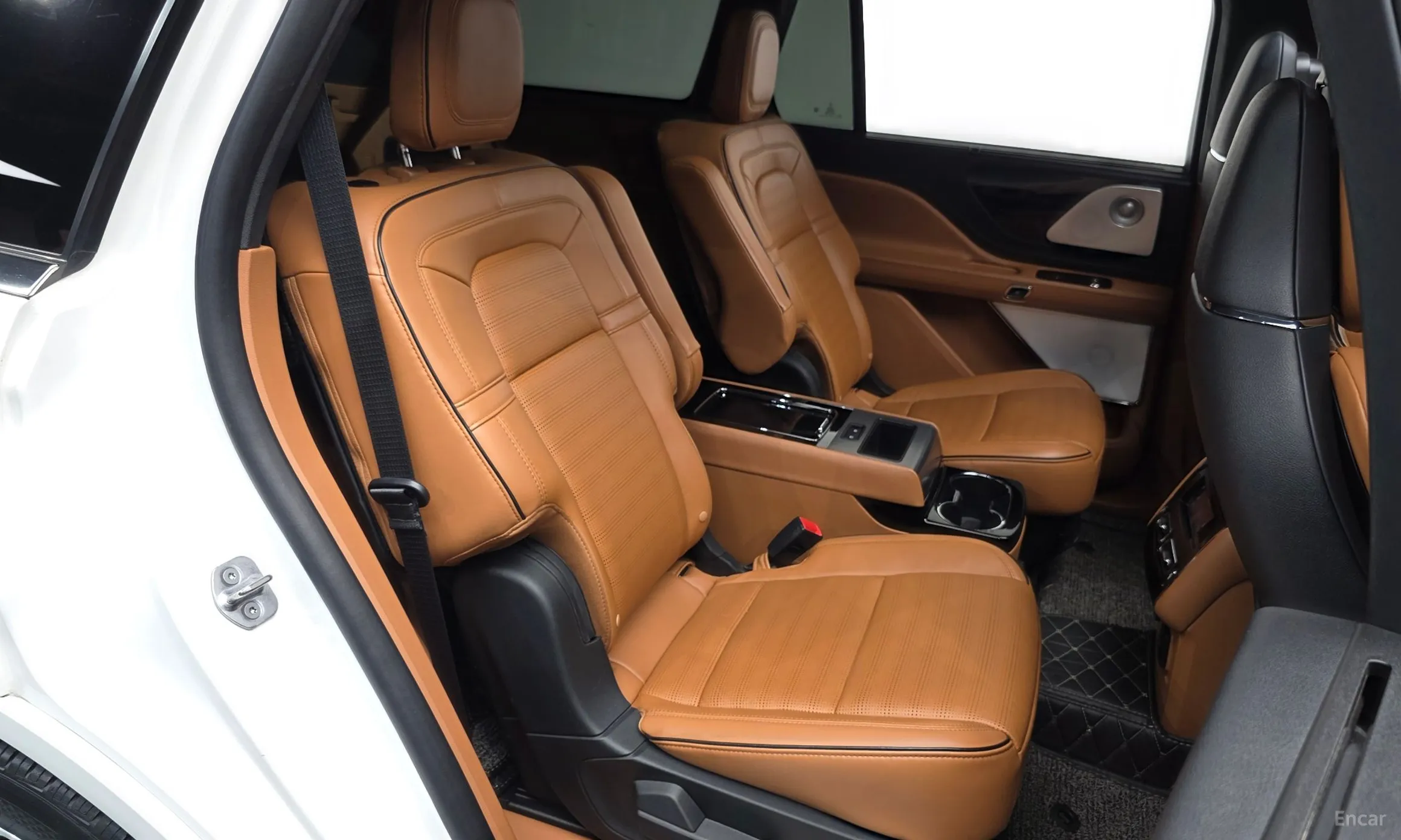 Lincoln Aviator 2nd Generation превью 12