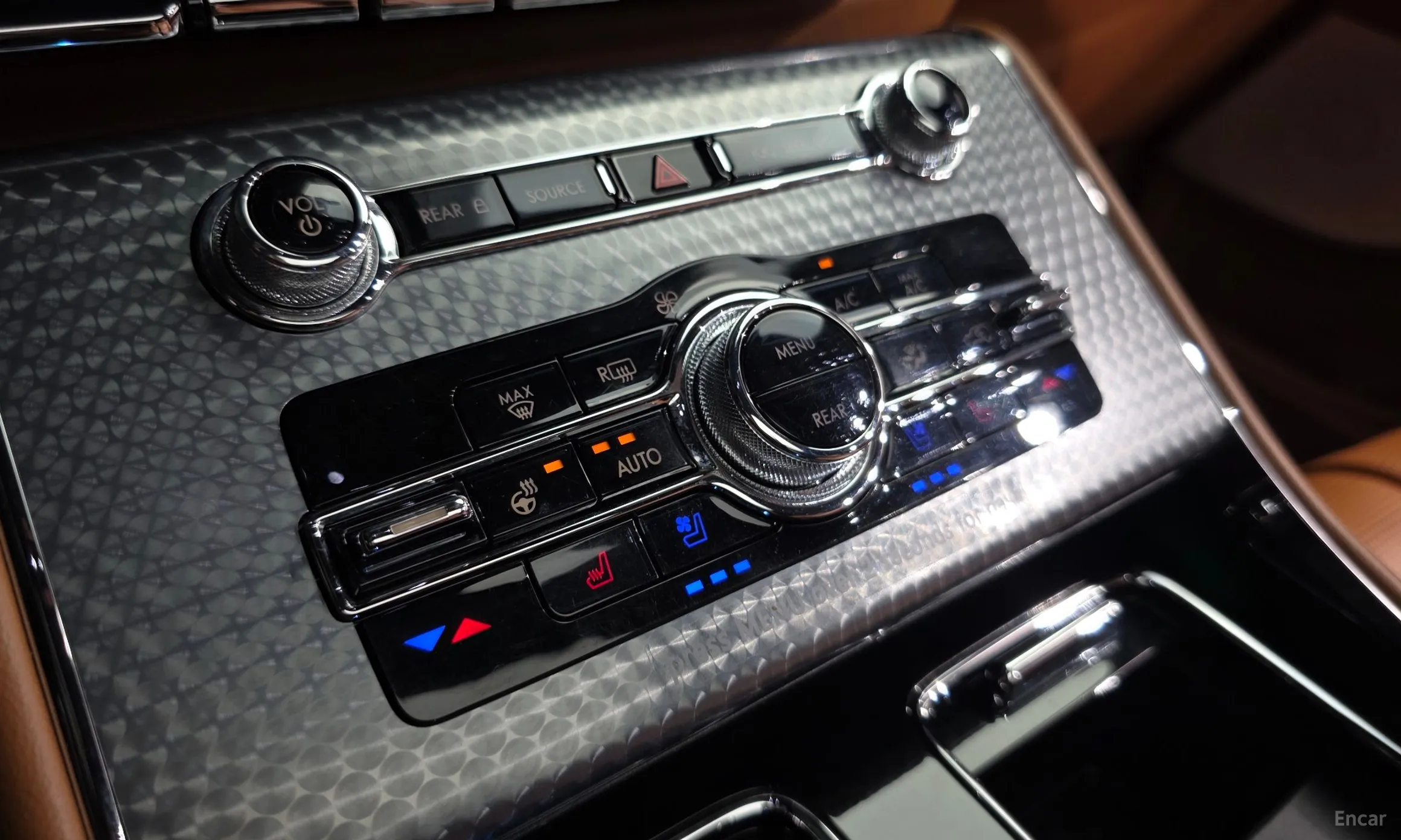 Lincoln Aviator 2nd Generation превью 16