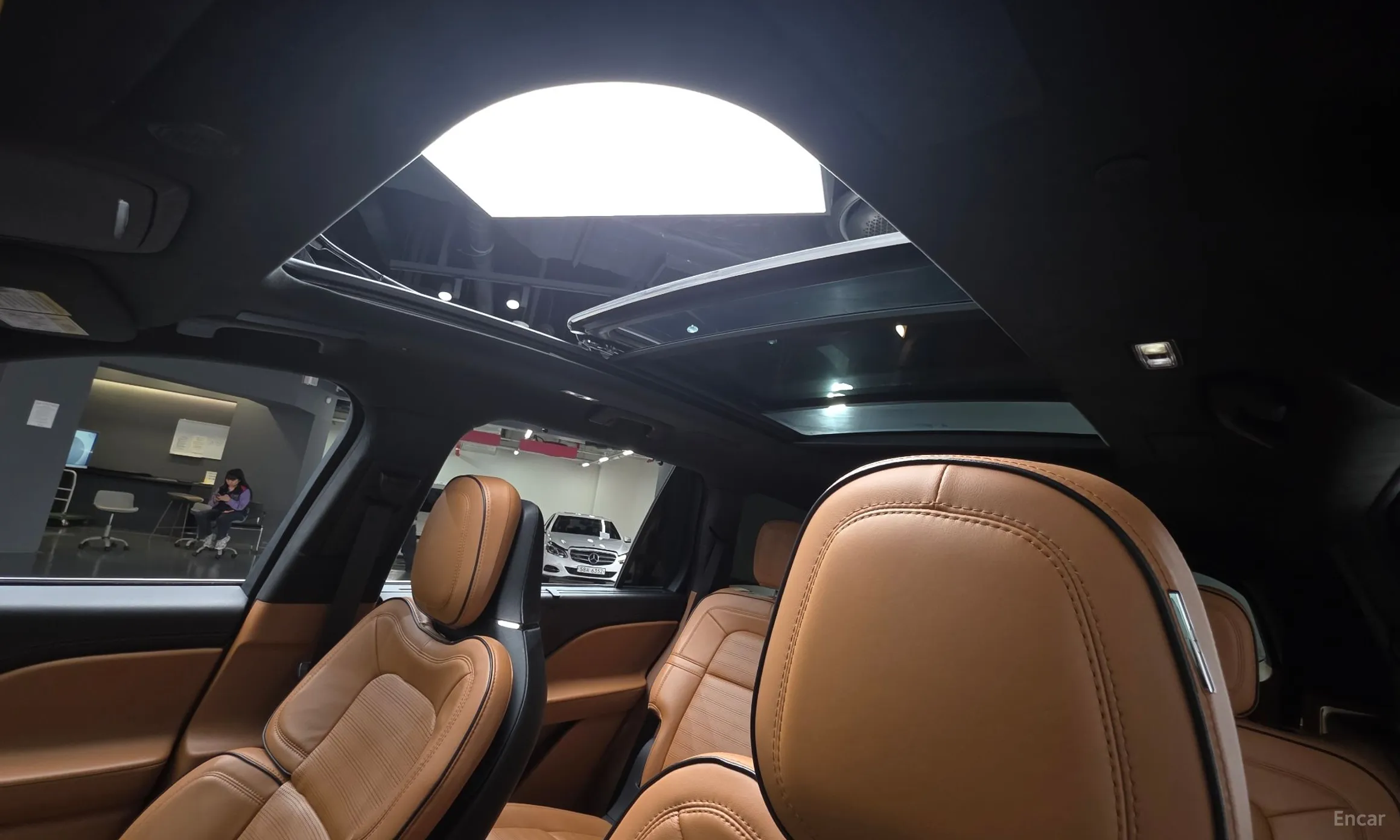 Lincoln Aviator 2nd Generation превью 18