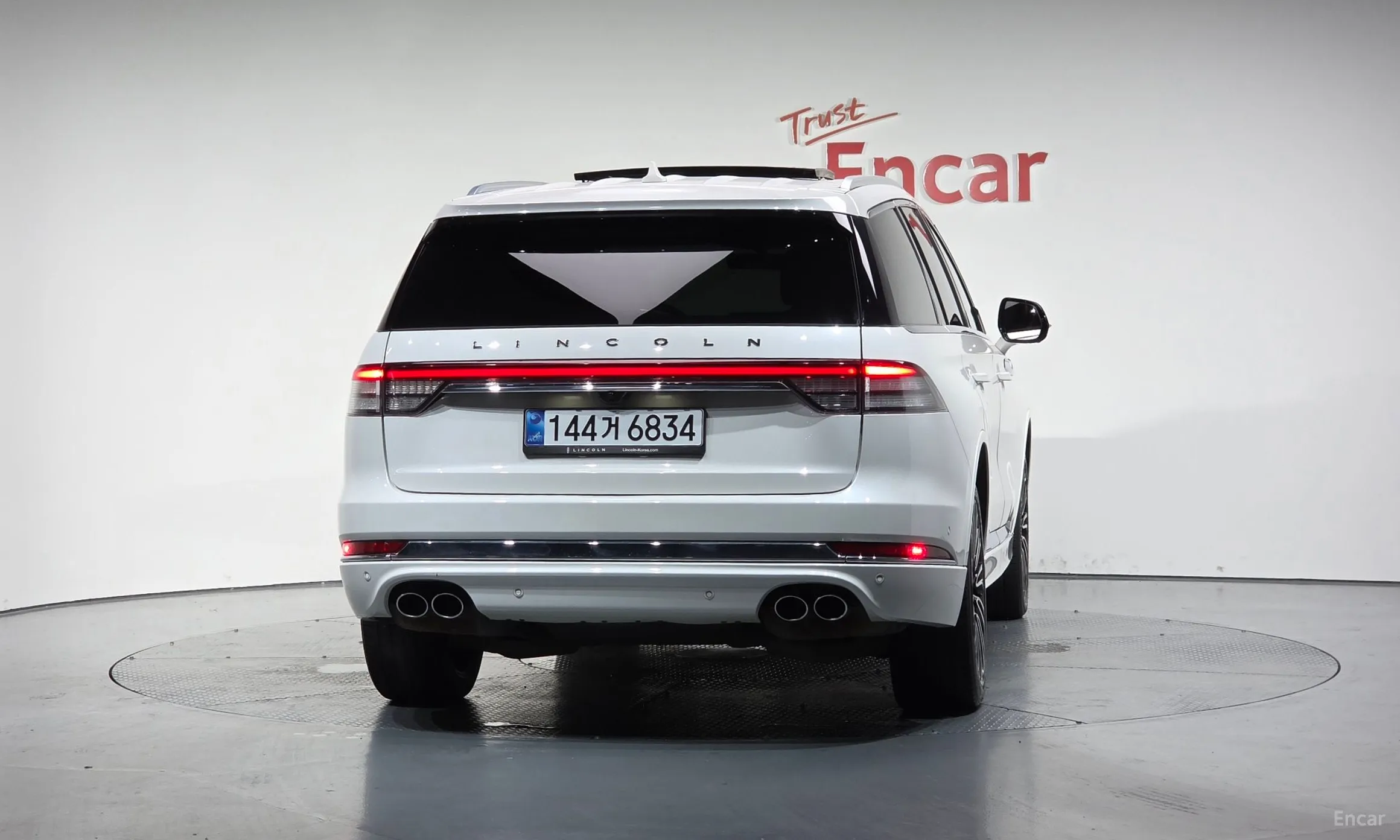 Lincoln Aviator 2nd Generation превью 4