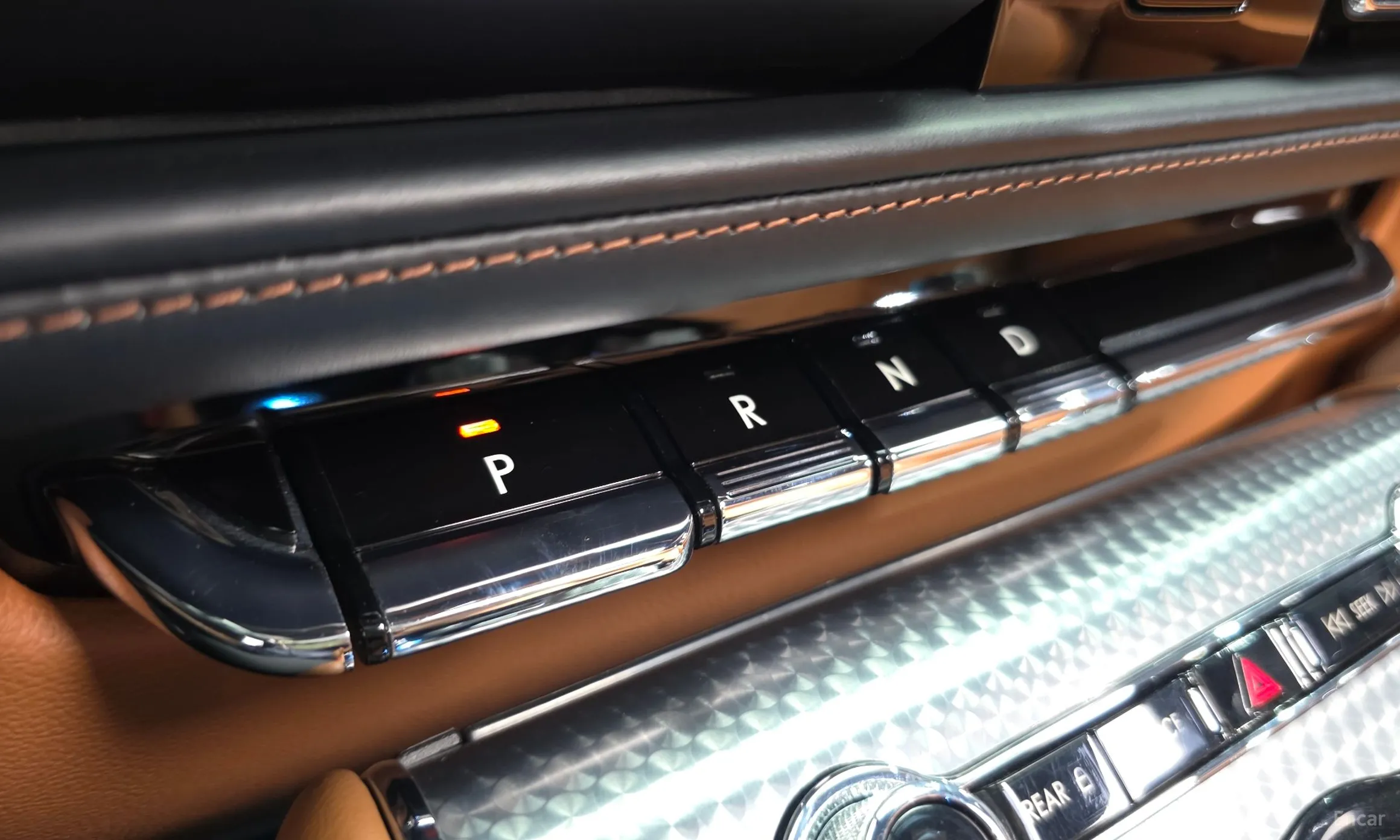 Lincoln Aviator 2nd Generation превью 9