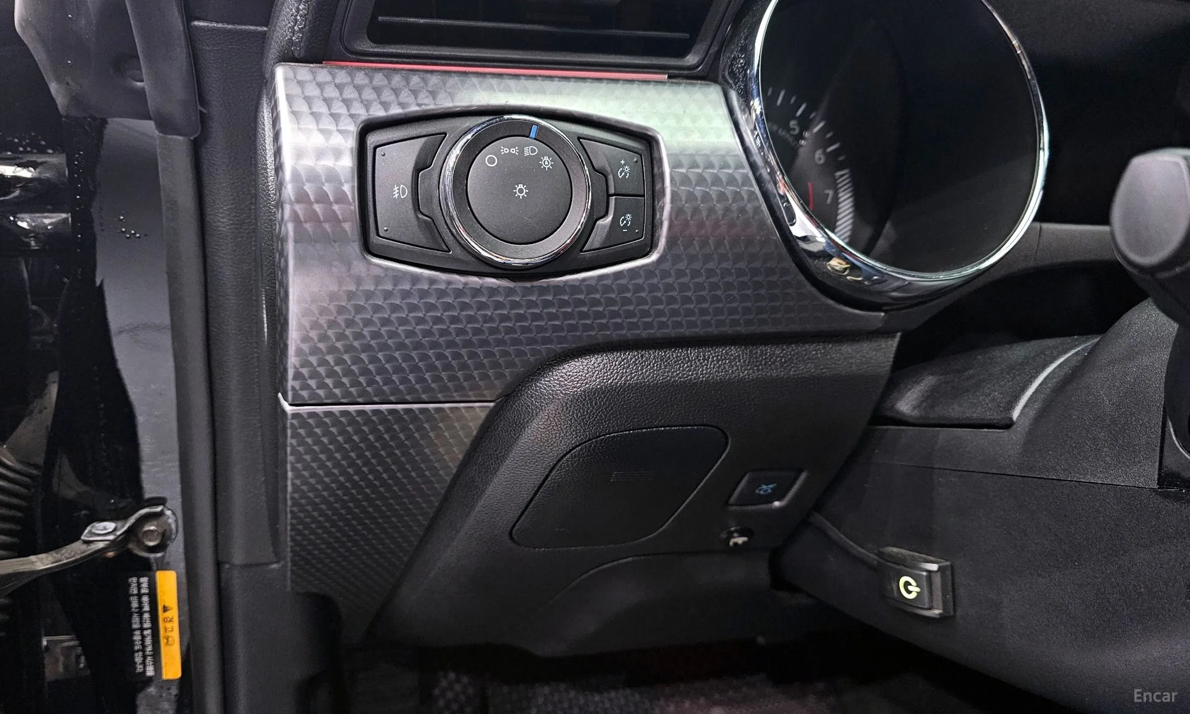 Ford Mustang превью 18