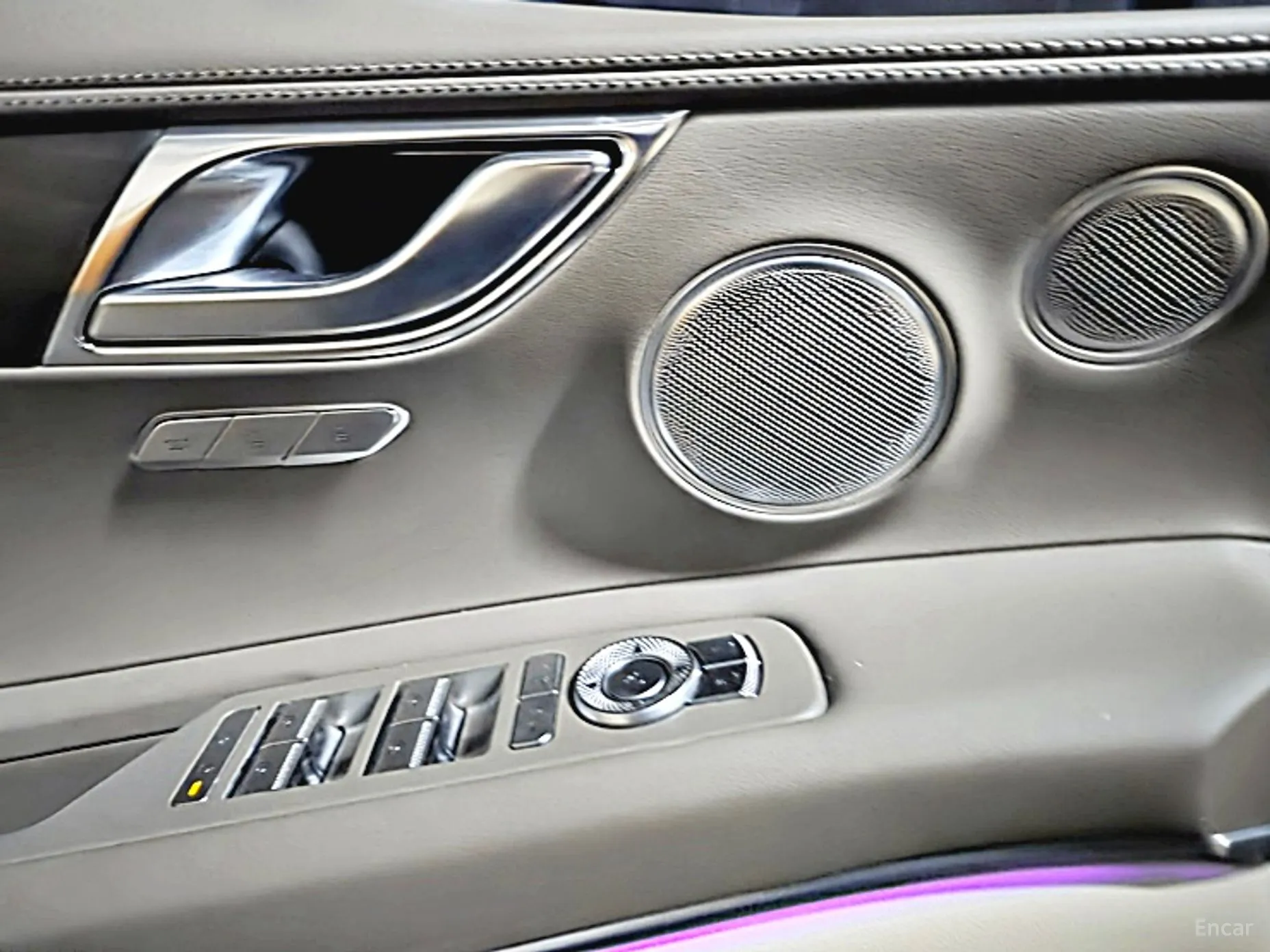 Genesis GV80 превью 9