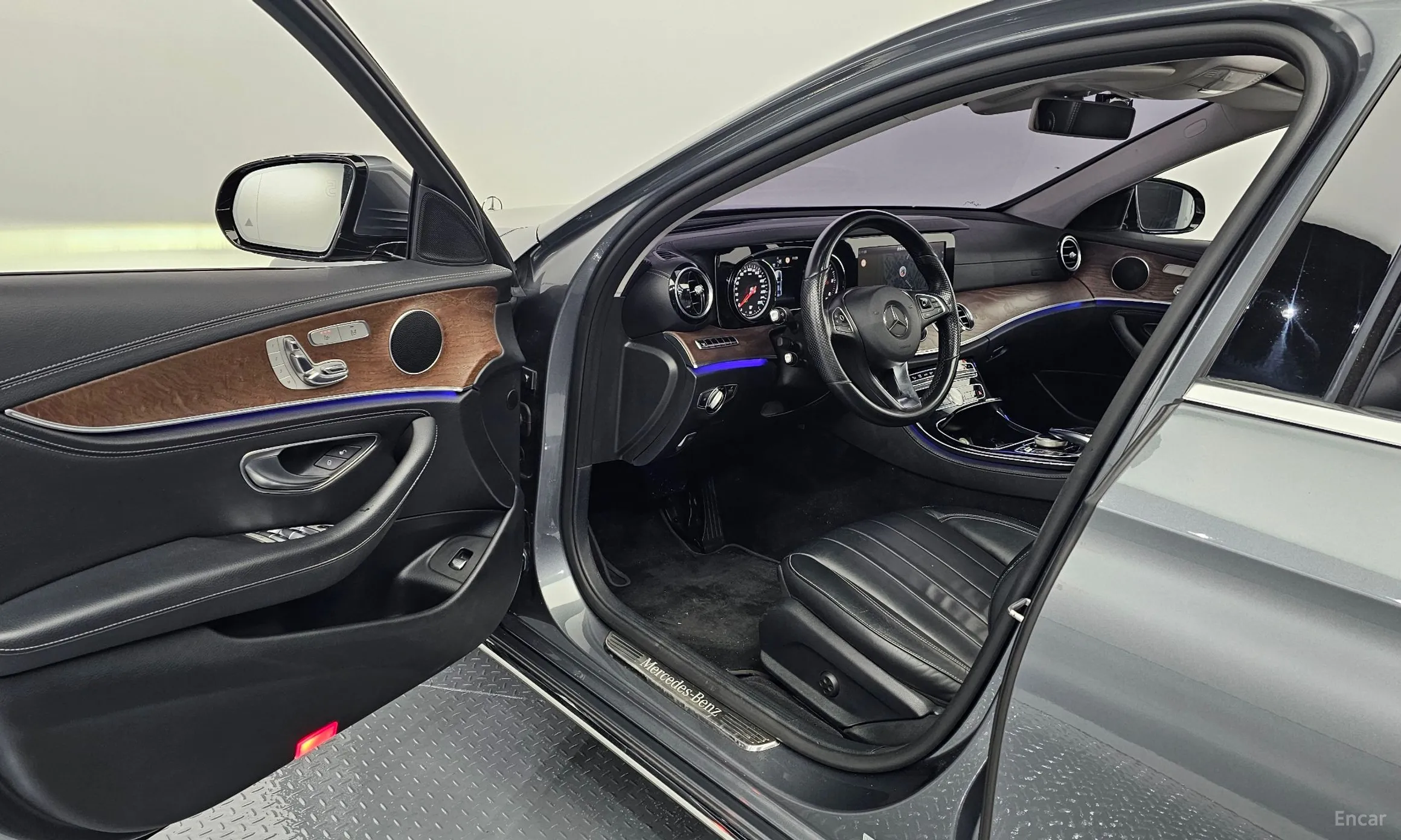 Mercedes Benz E-Class W213 превью 10