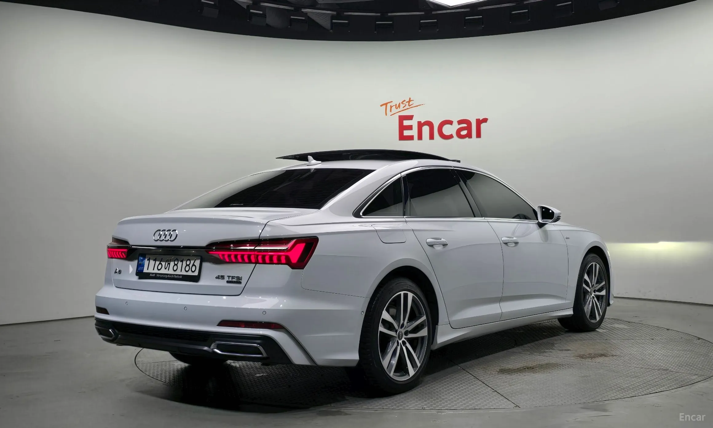 Audi A6 (C8)