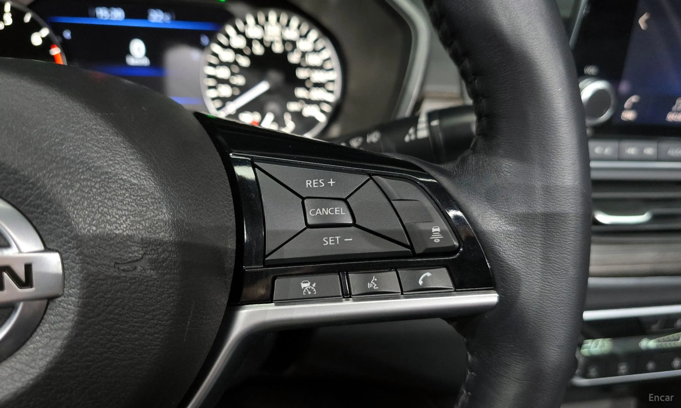 Nissan Altima (L34) превью 18