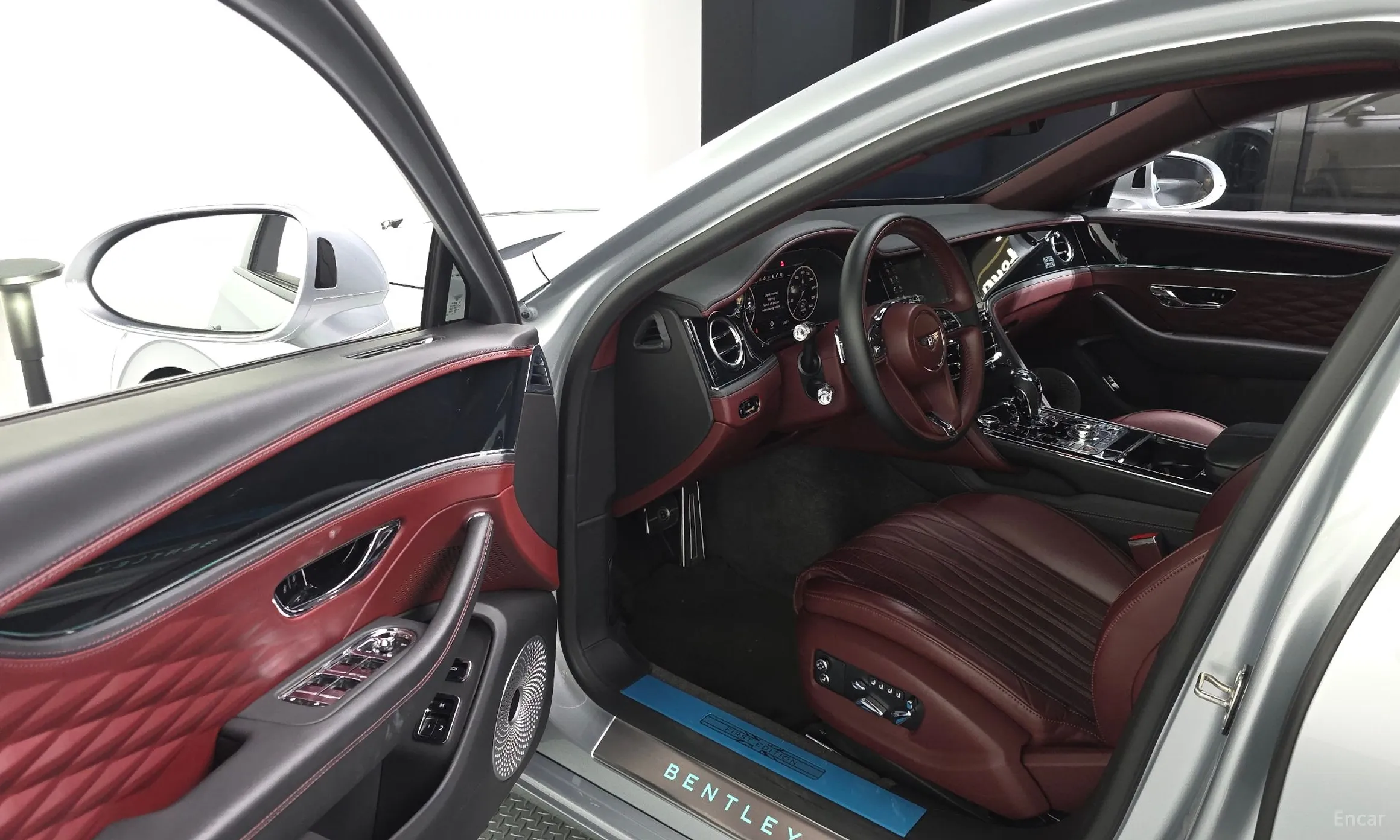 Bentley Flying Spur 3rd Generation превью 10