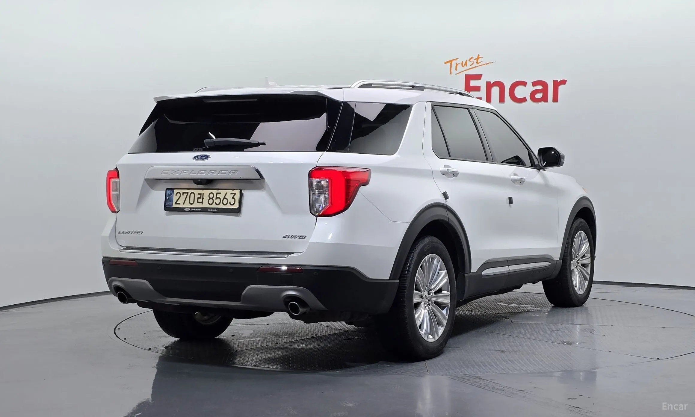 Ford Explorer 6th Generation превью 2