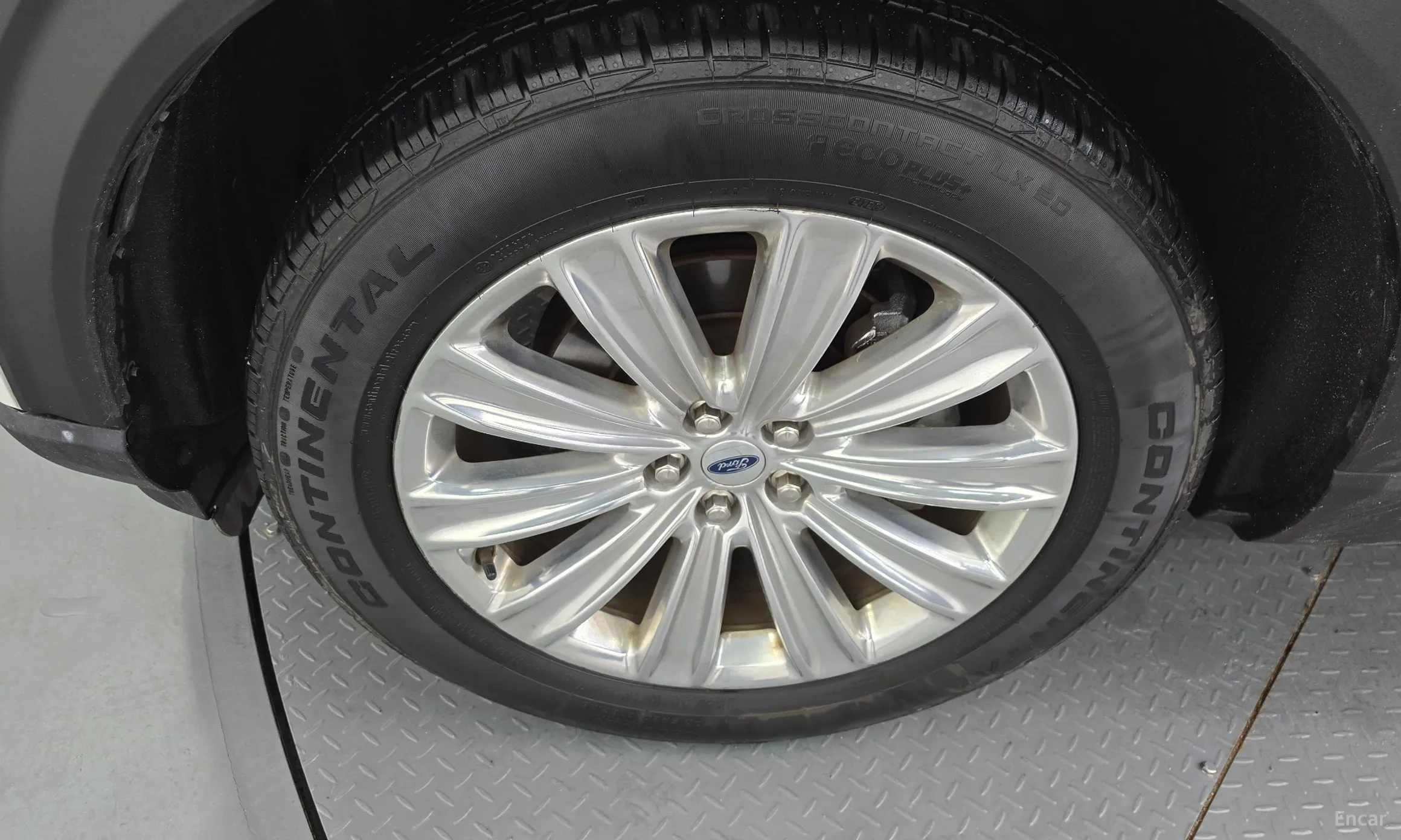 Ford Explorer 6th Generation превью 5