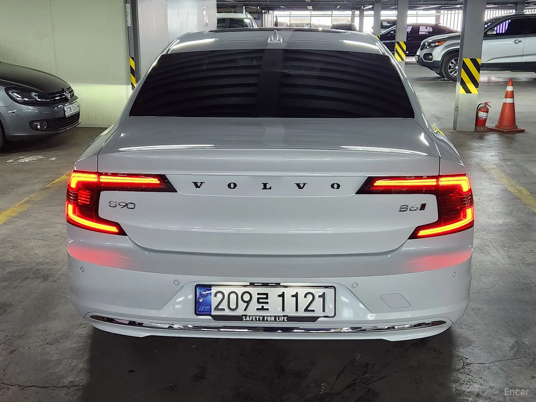 Volvo S90 превью 3