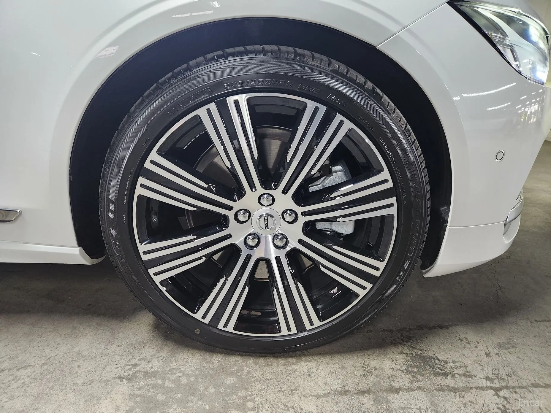 Volvo S90 превью 7