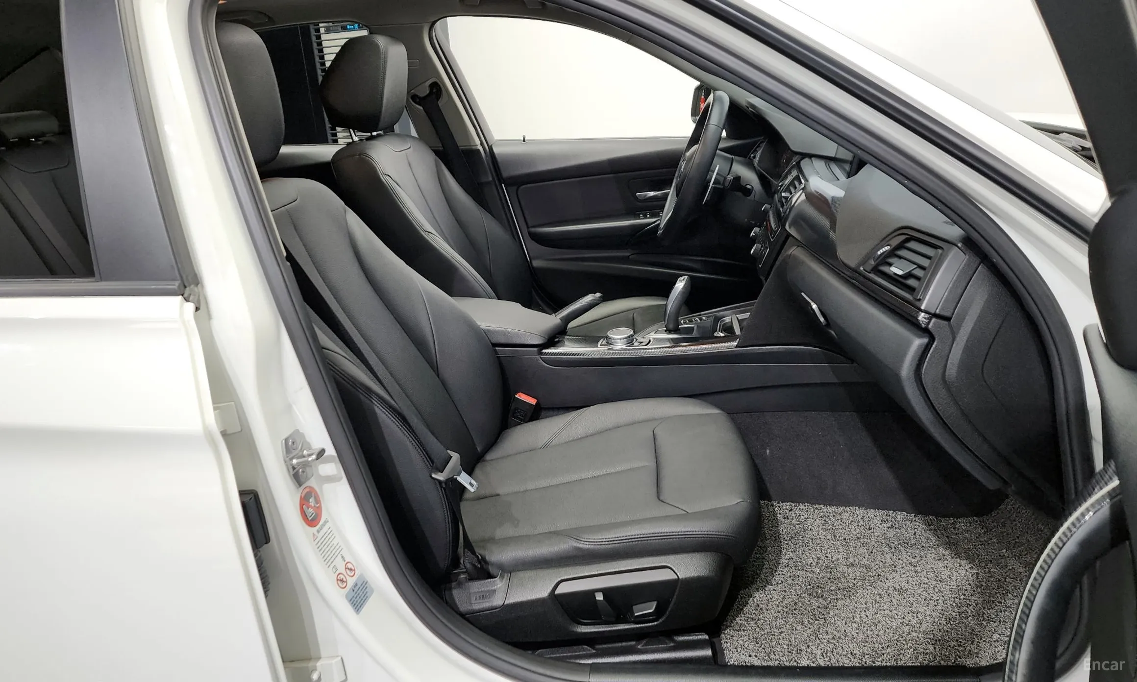 BMW 3 Series (F30) превью 11