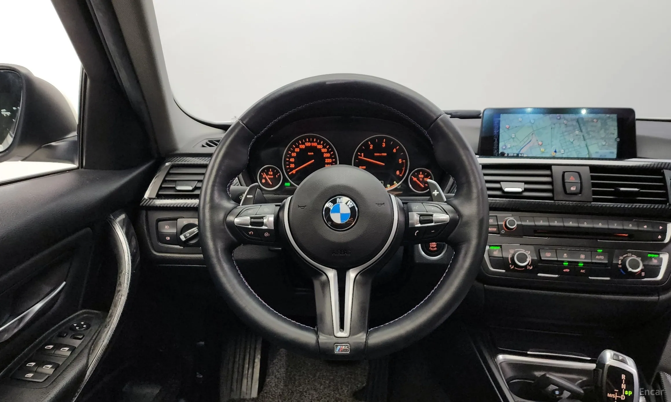 BMW 3 Series (F30) превью 13
