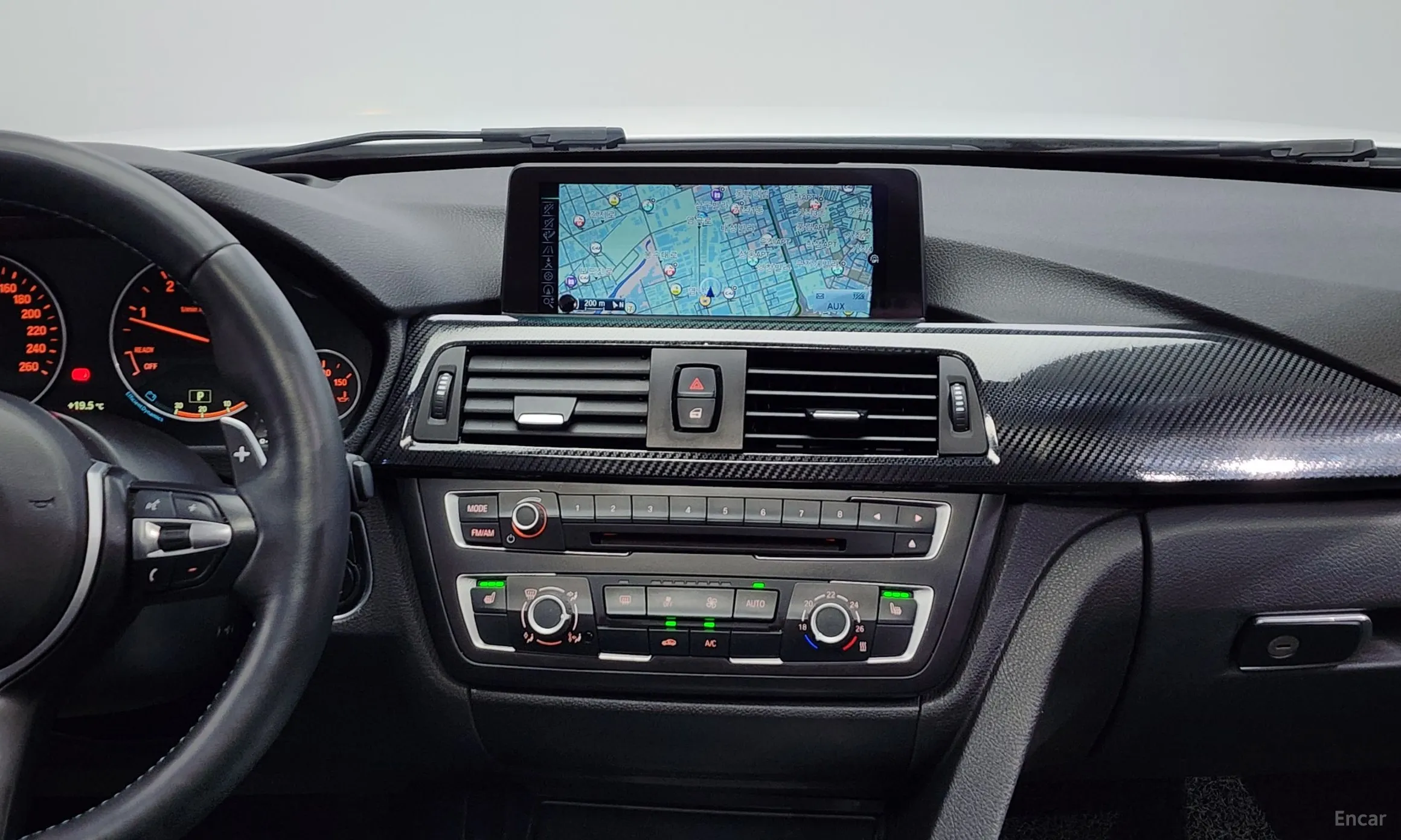 BMW 3 Series (F30) превью 14