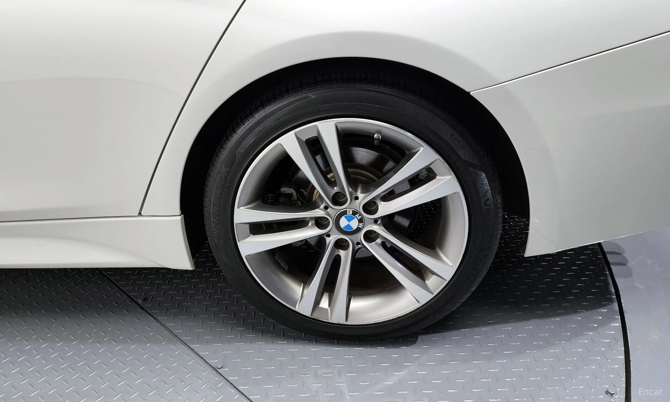BMW 3 Series (F30) превью 5