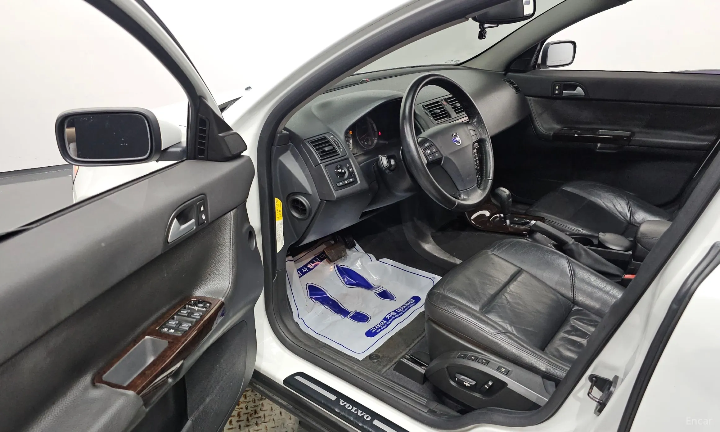 Volvo S40 превью 10