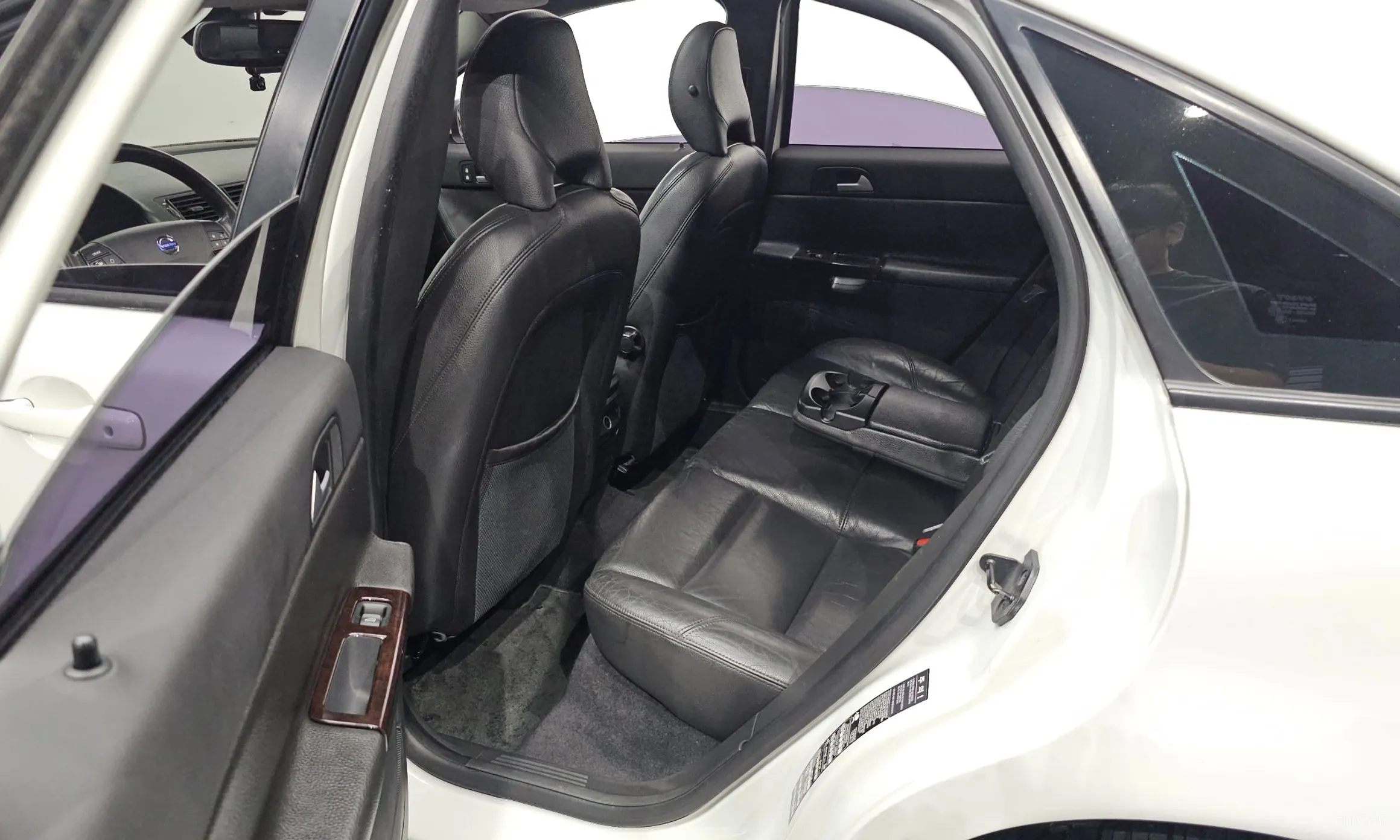 Volvo S40 превью 11