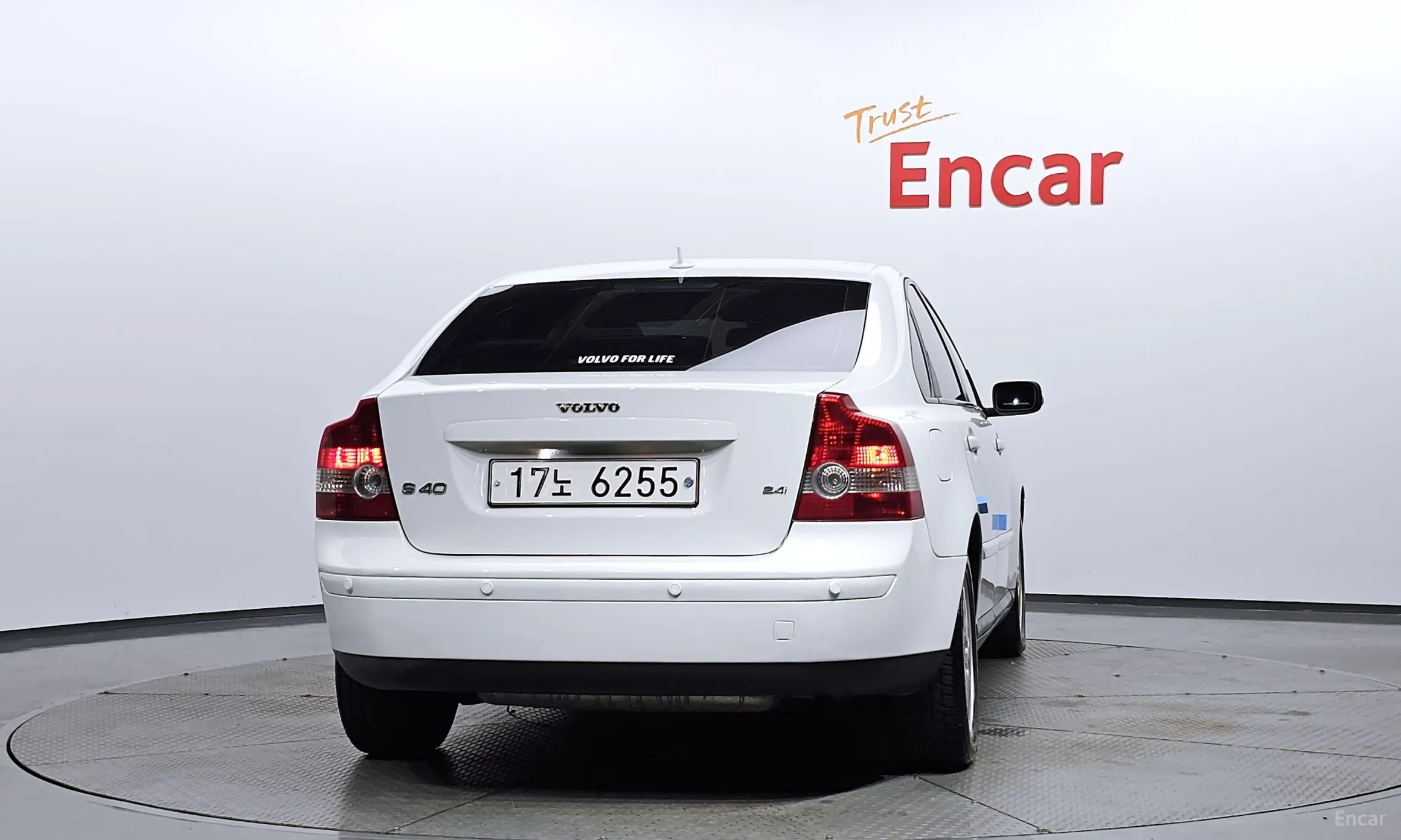 Volvo S40 превью 4