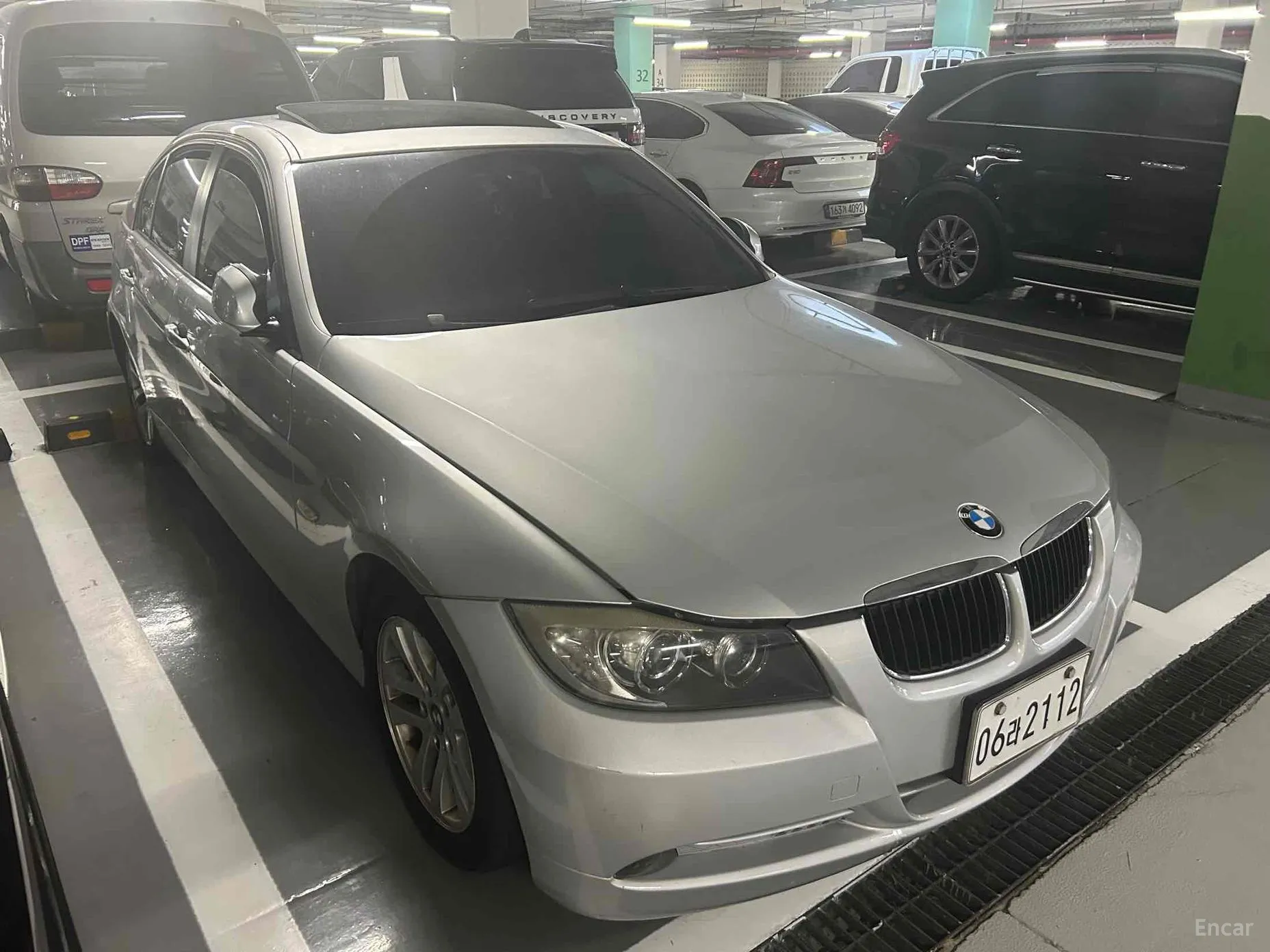 BMW 3 Series (E90) превью 14