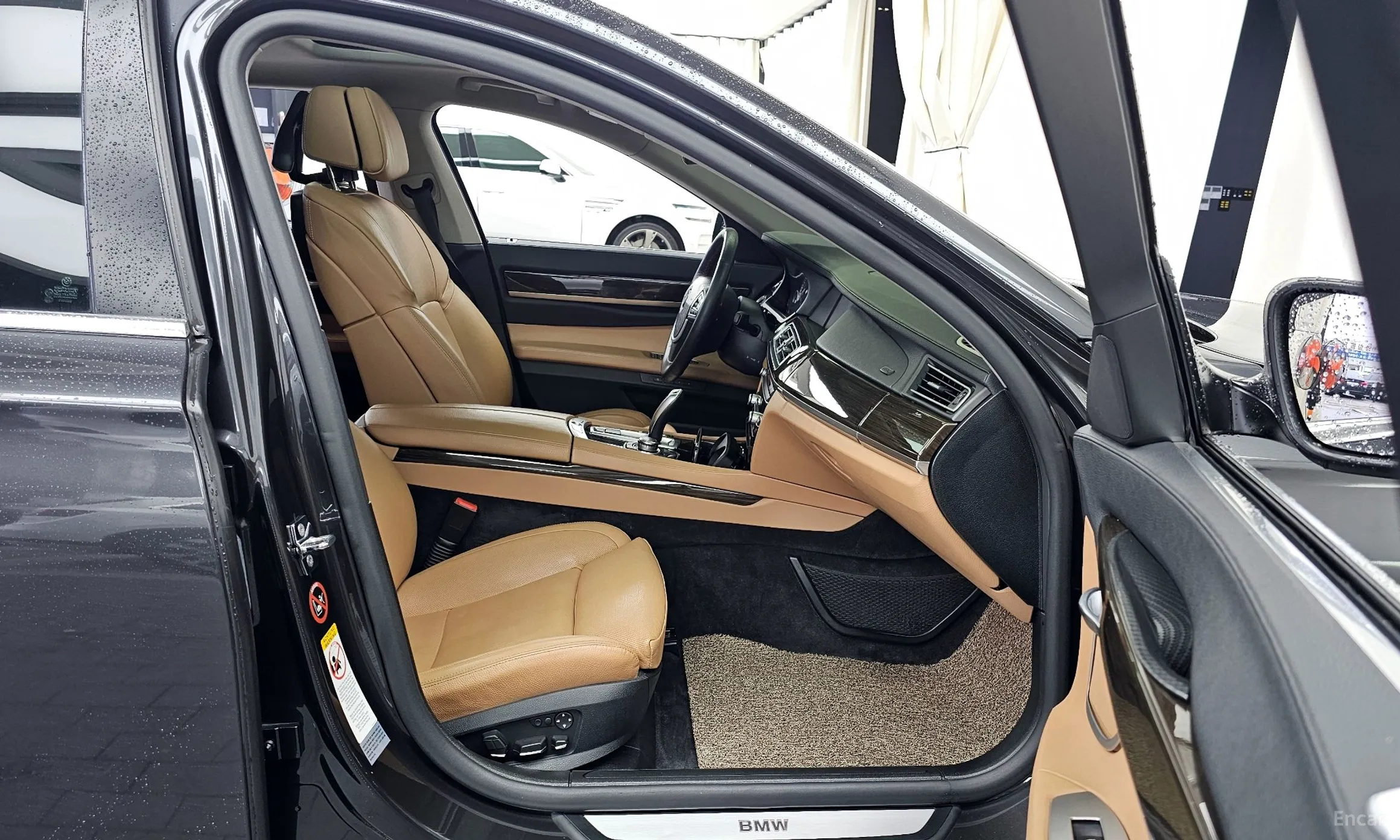 BMW 7 Series (F01) превью 11