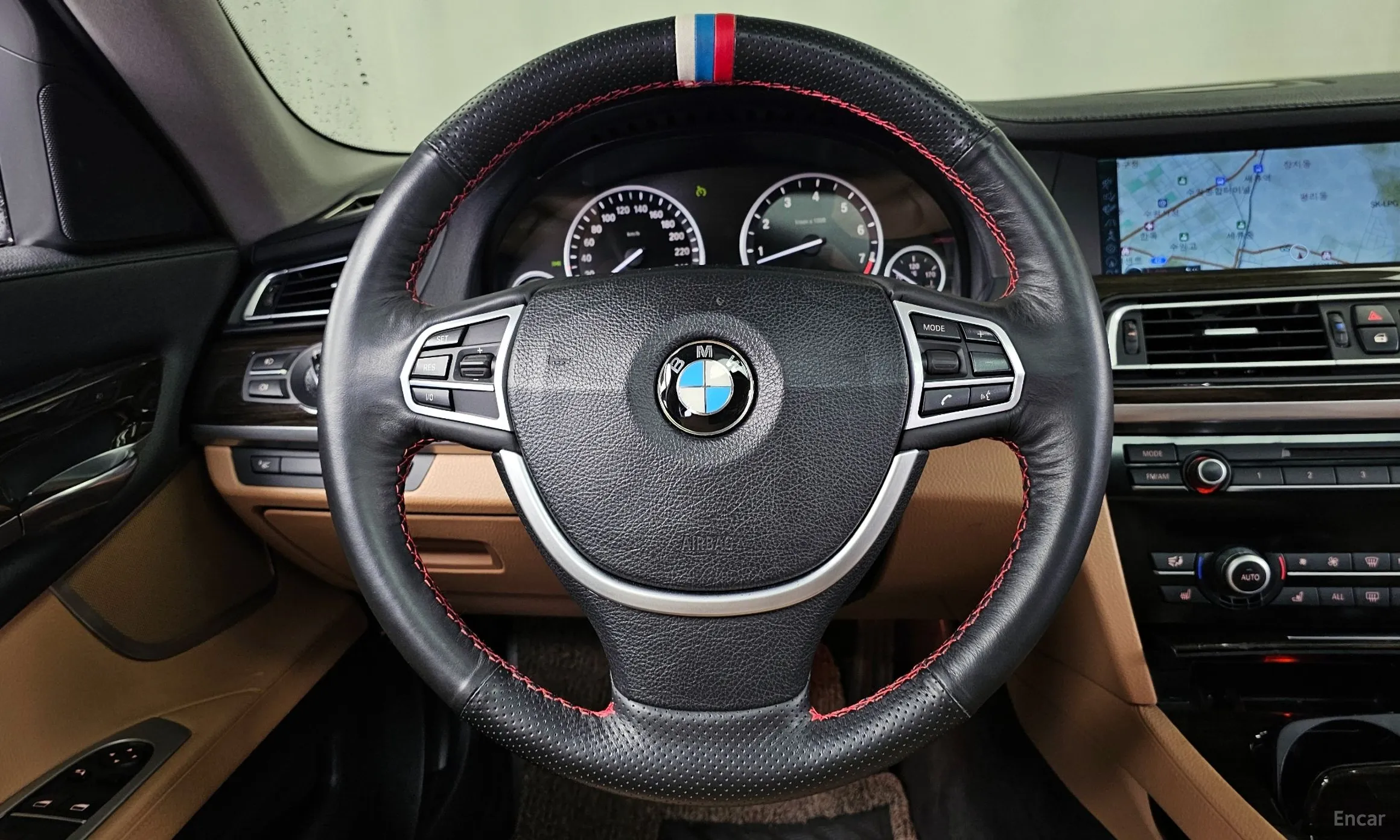 BMW 7 Series (F01) превью 13