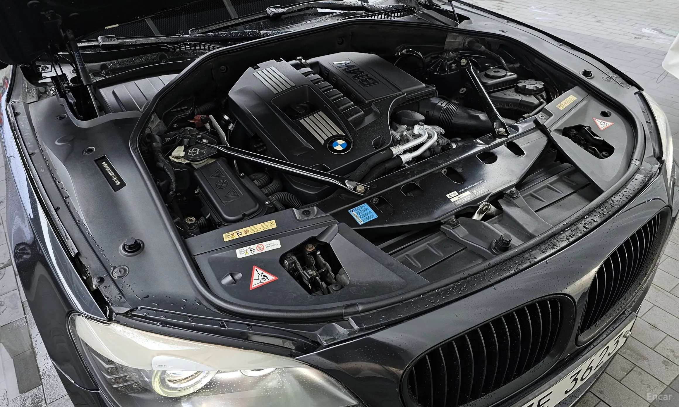 BMW 7 Series (F01) превью 6