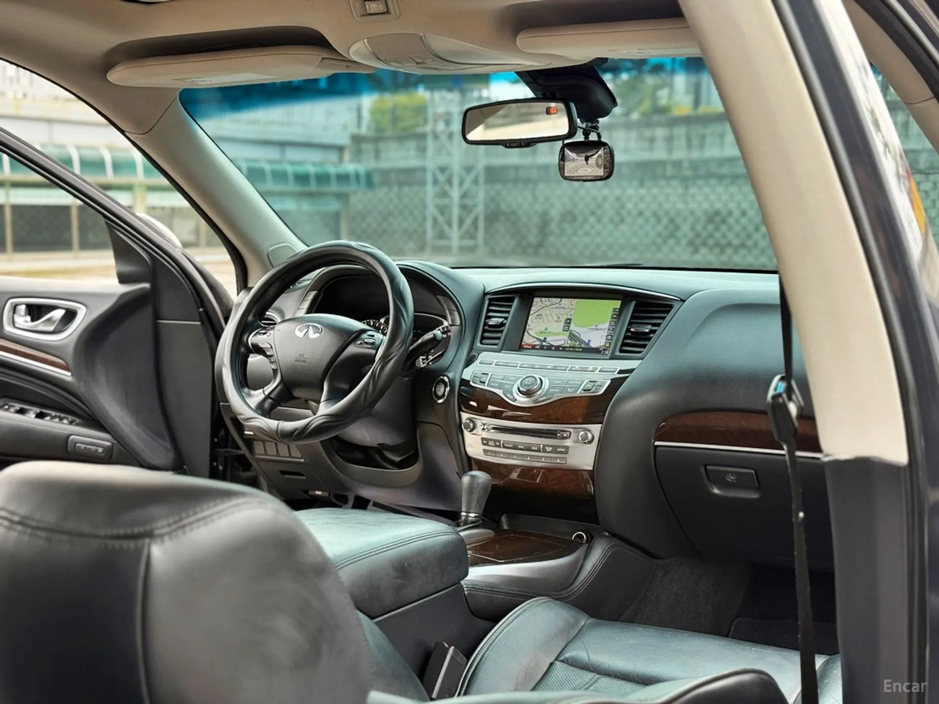 Infiniti QX60 превью 14