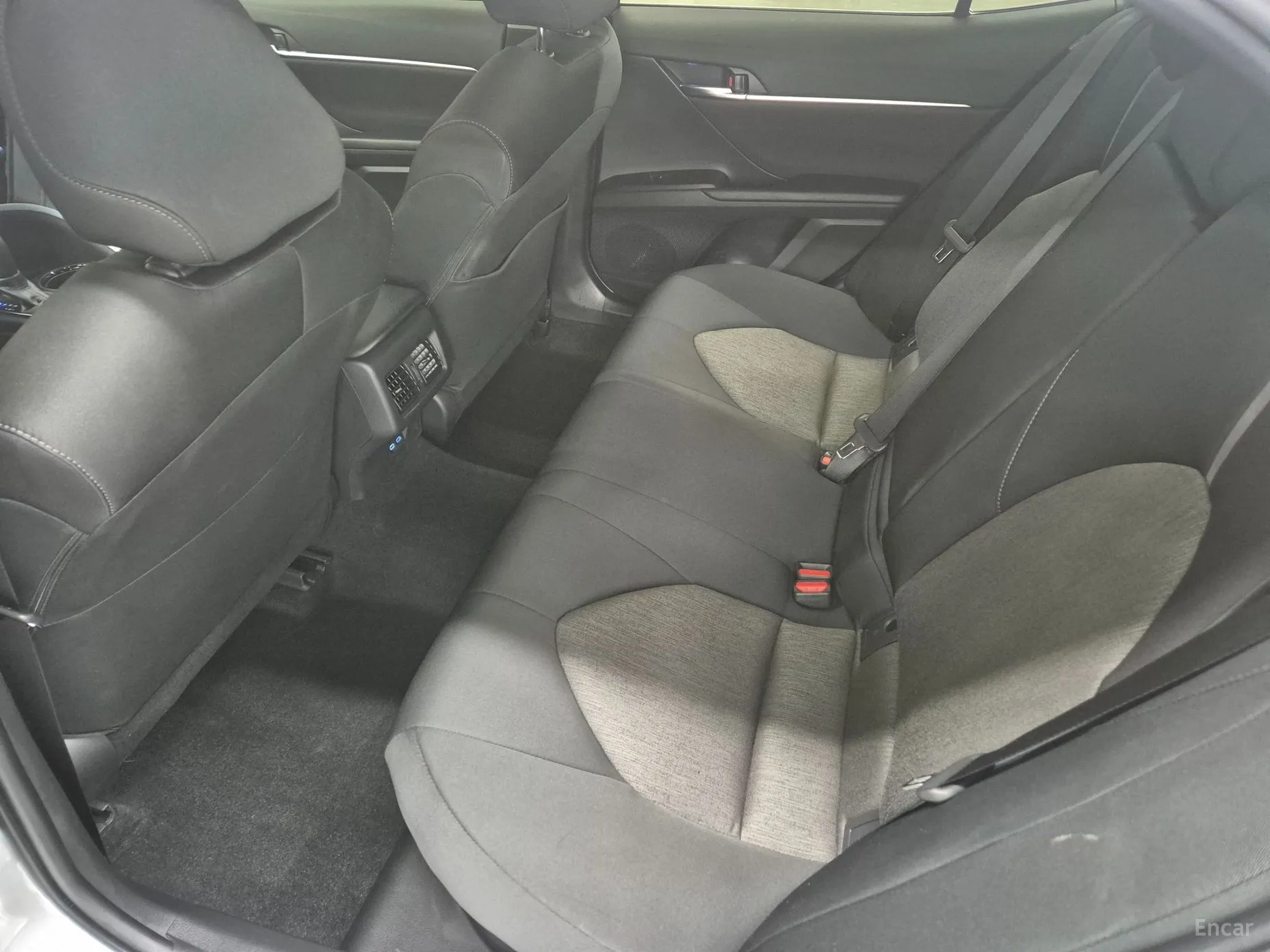 Toyota Camry (XV70) превью 11