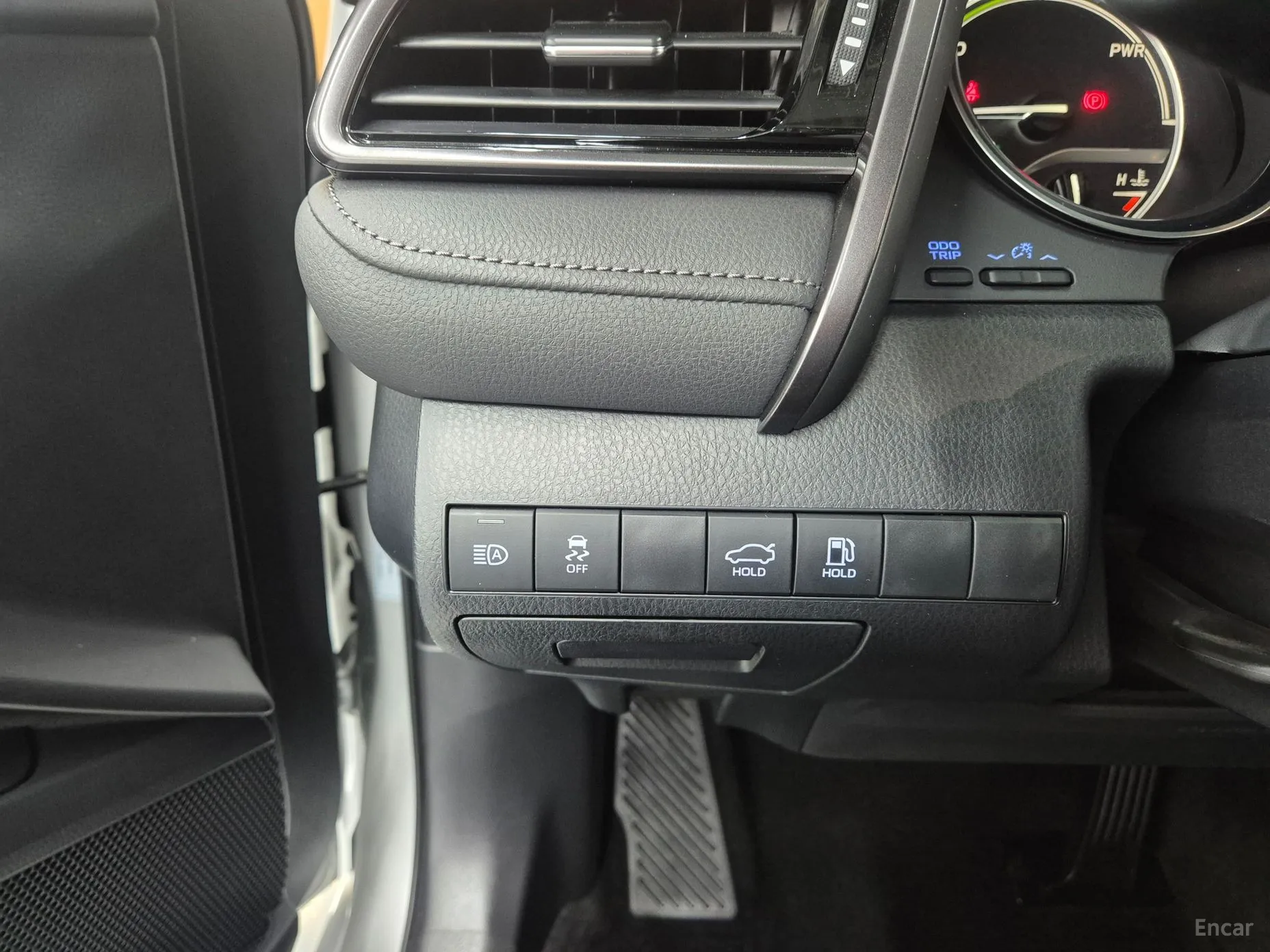 Toyota Camry (XV70) превью 13