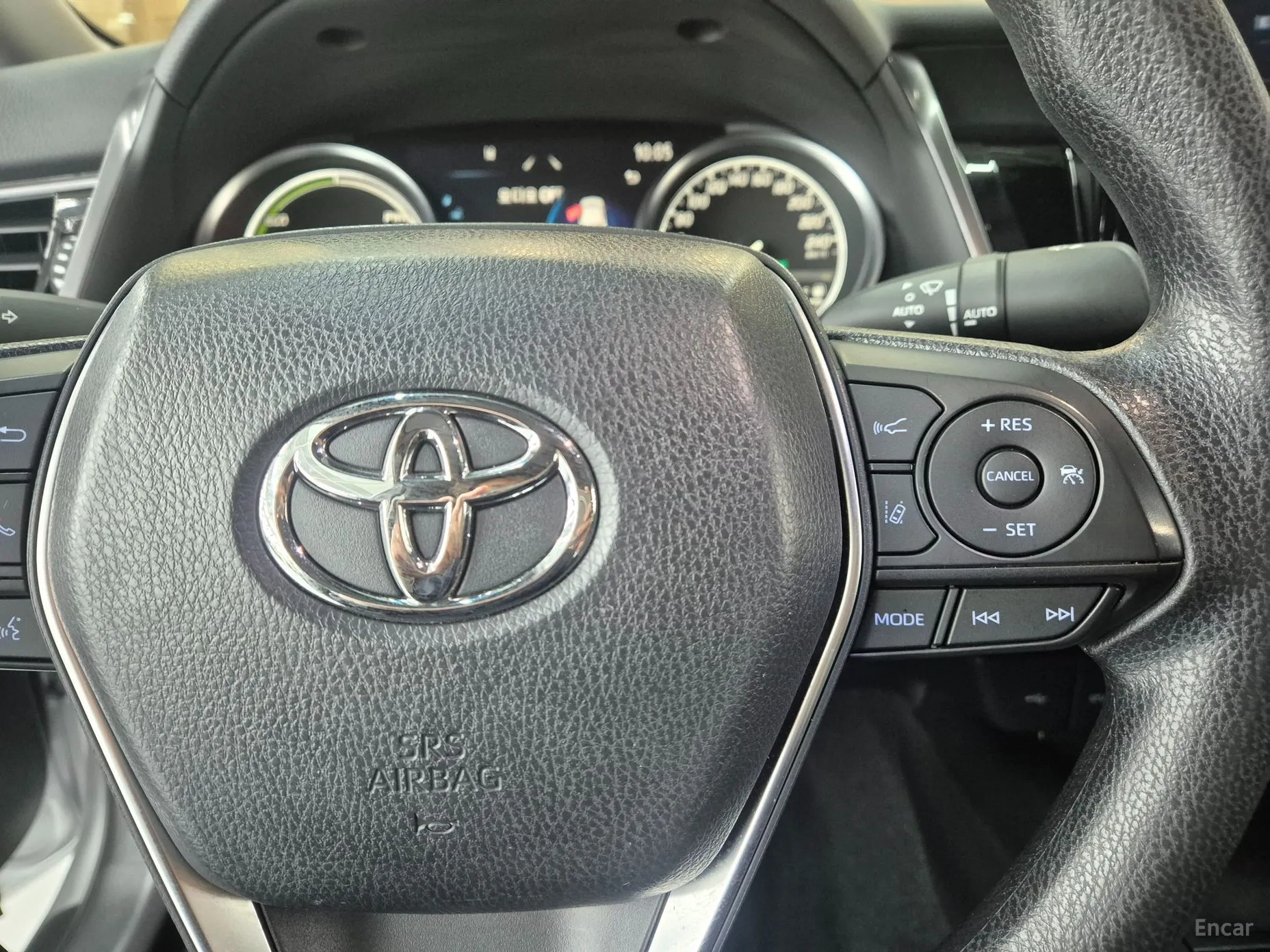 Toyota Camry (XV70) превью 14
