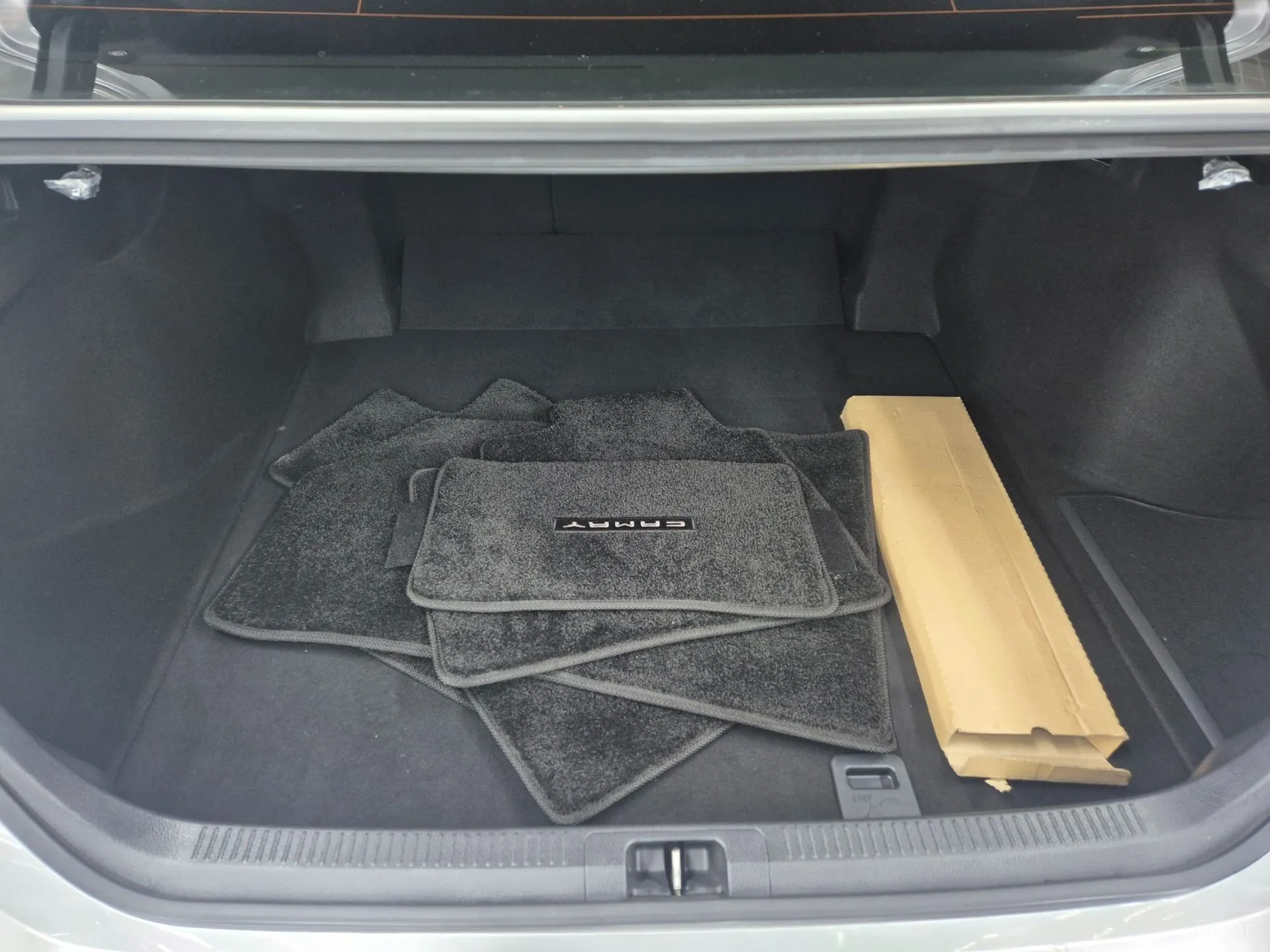 Toyota Camry (XV70) превью 18