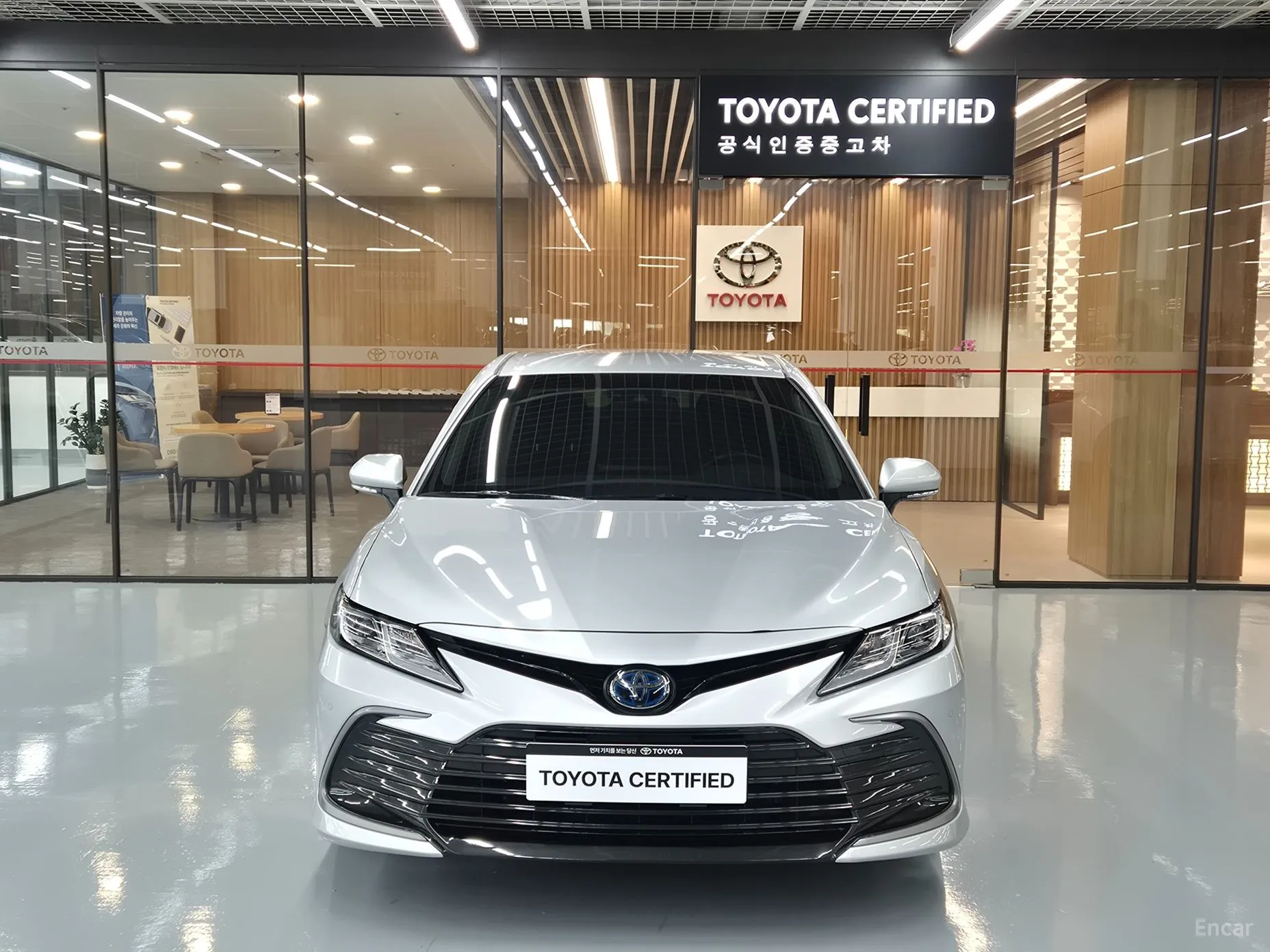 Toyota Camry (XV70) превью 3