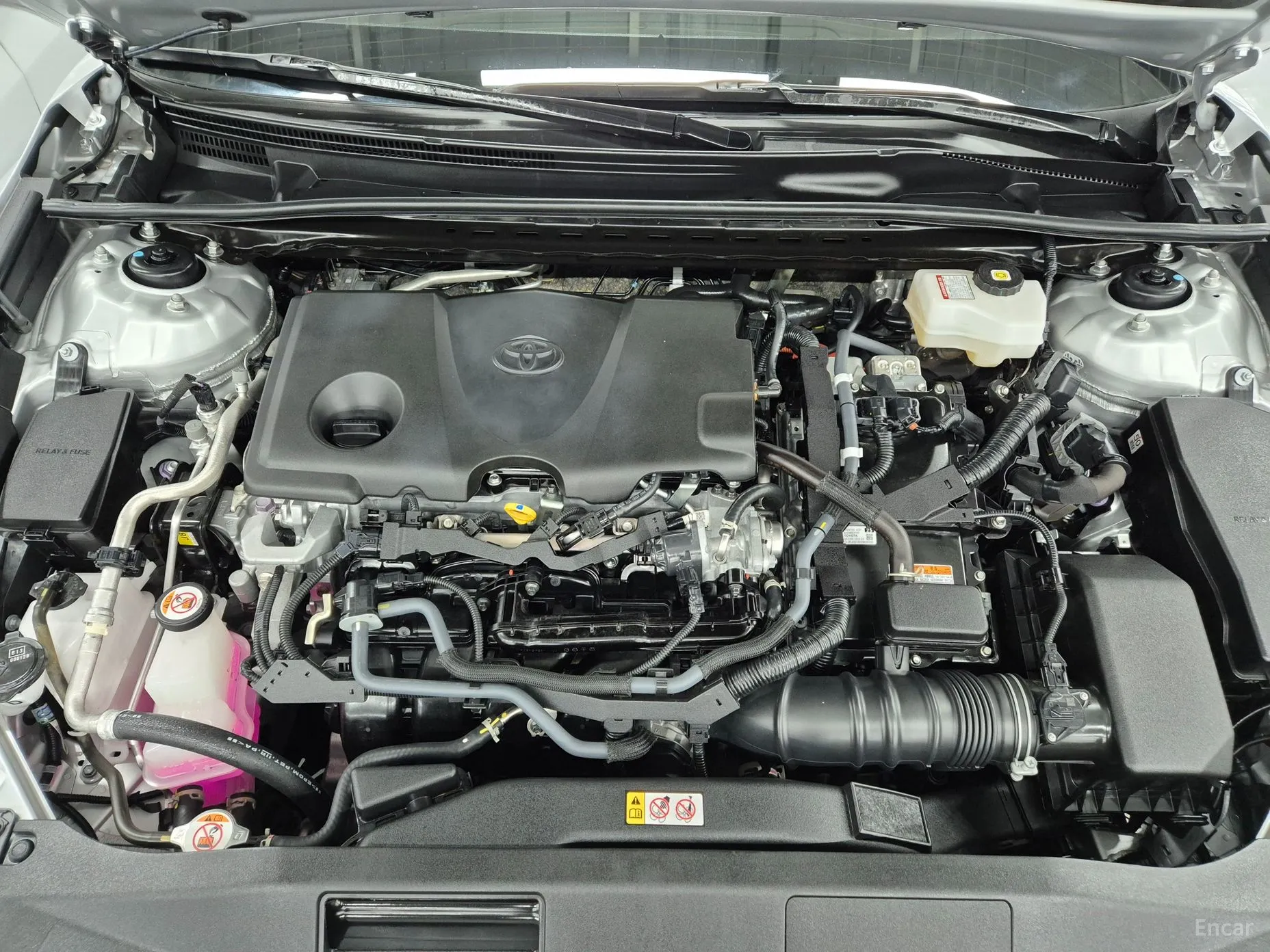 Toyota Camry (XV70) превью 6