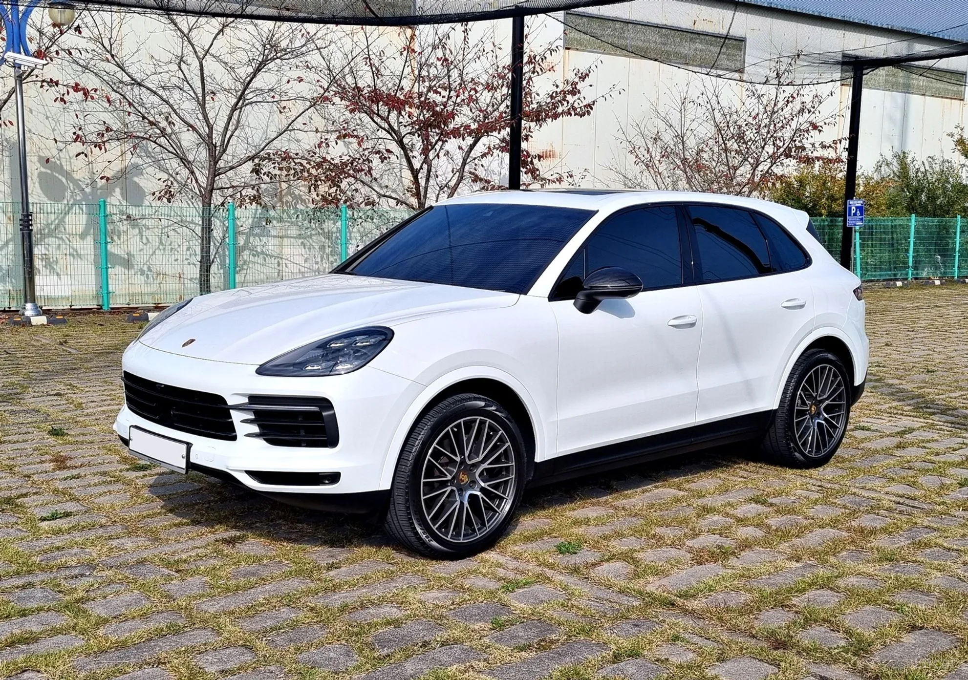 Porsche Cayenne (PO536) превью 5