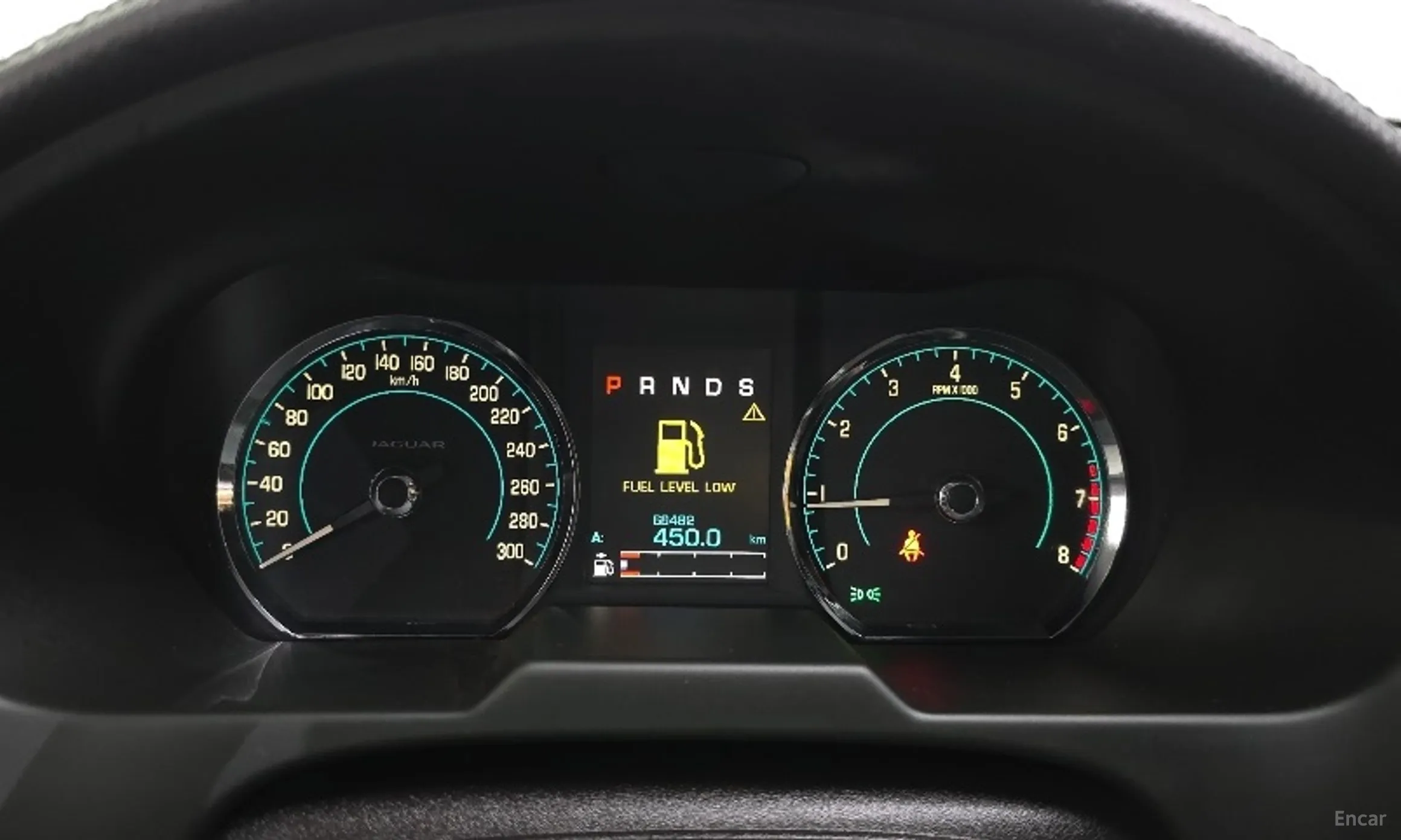 Jaguar New XF превью 8