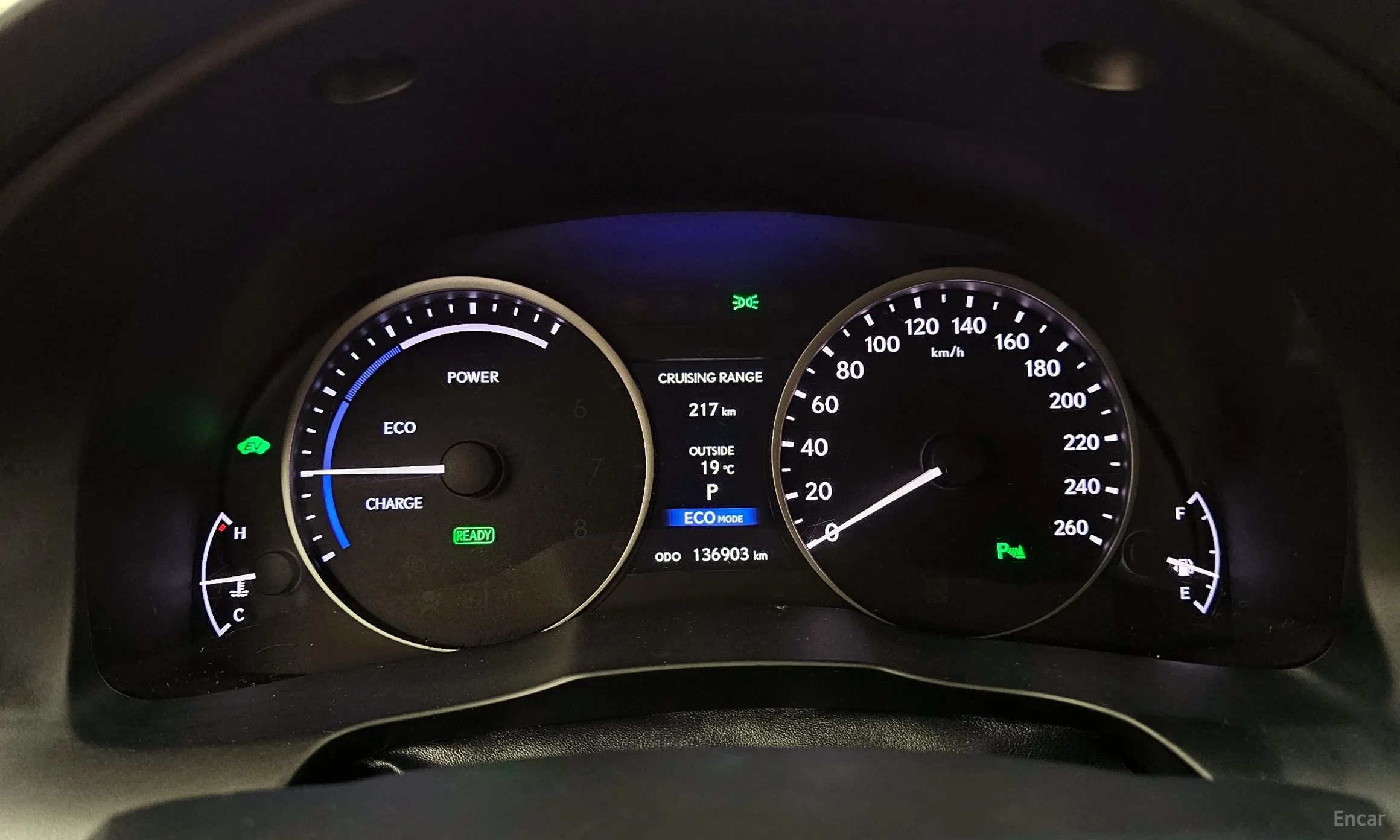 Lexus New ES300h превью 8