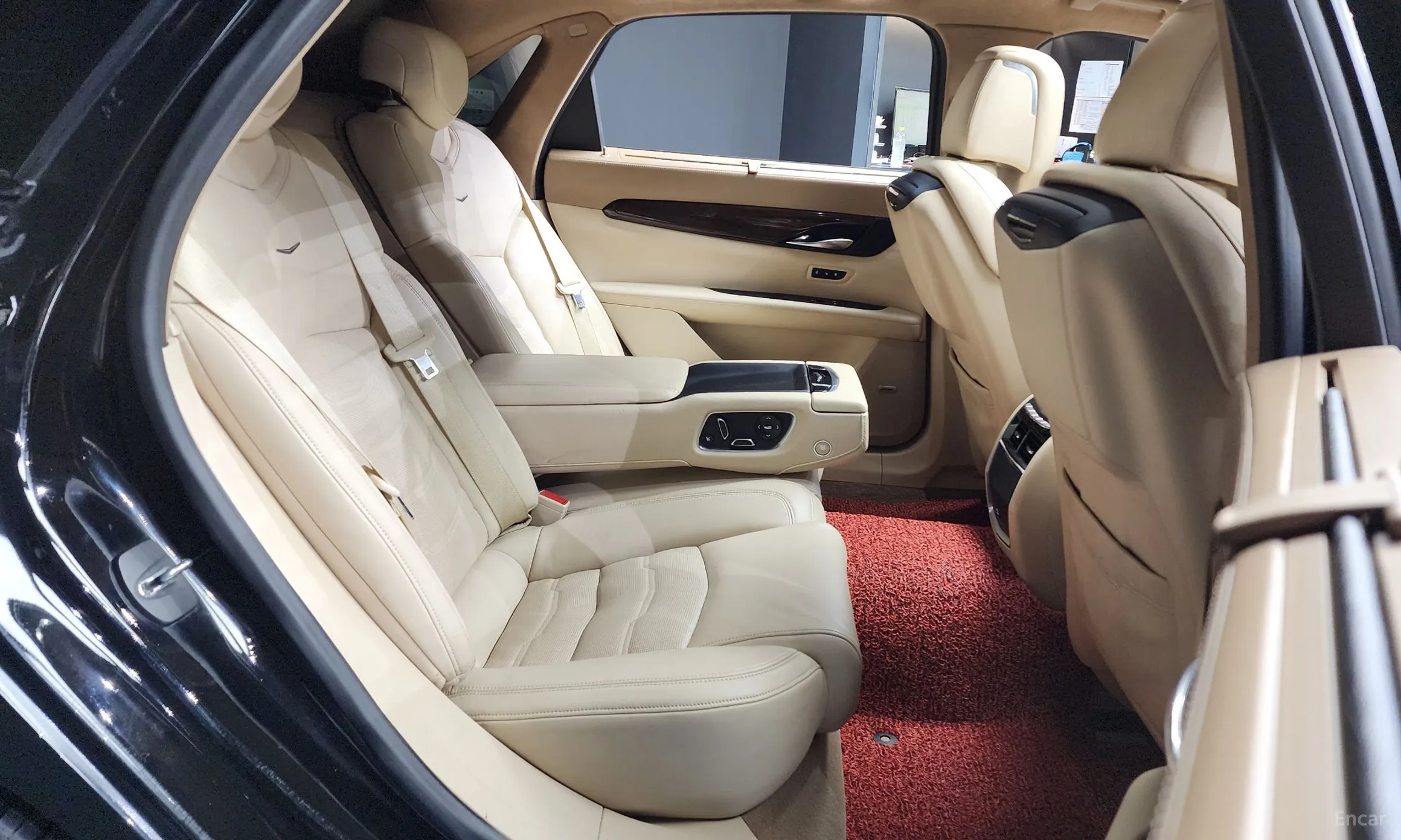 Cadillac CT6 превью 12