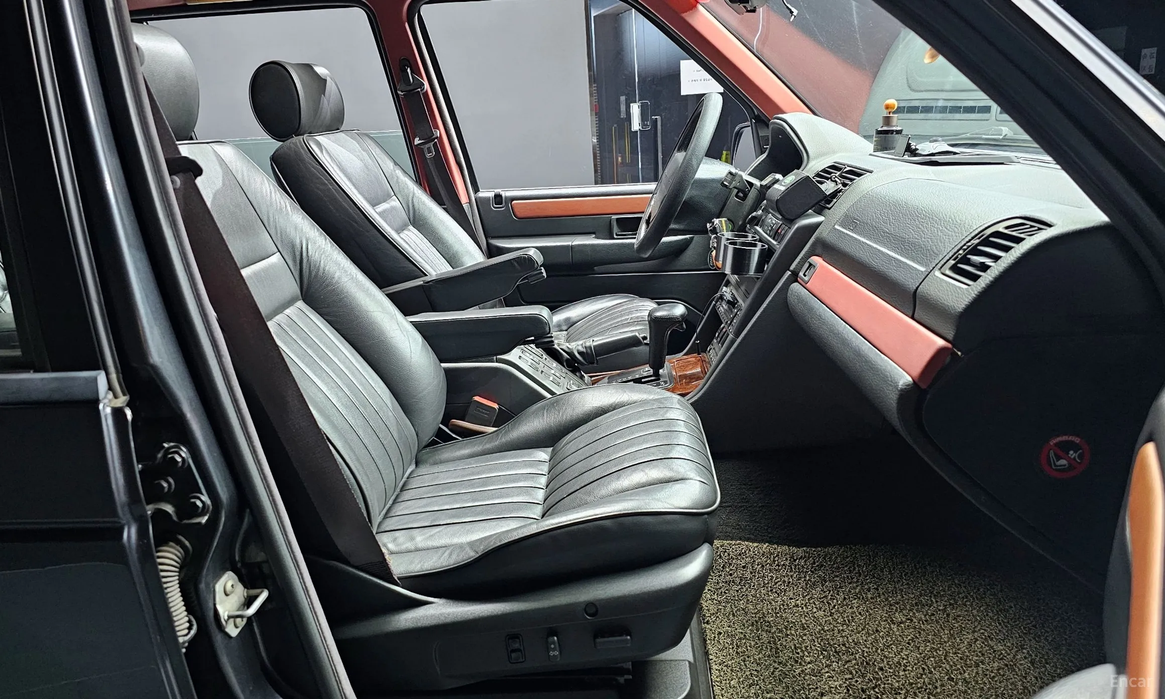 Land Rover Range Rover превью 10