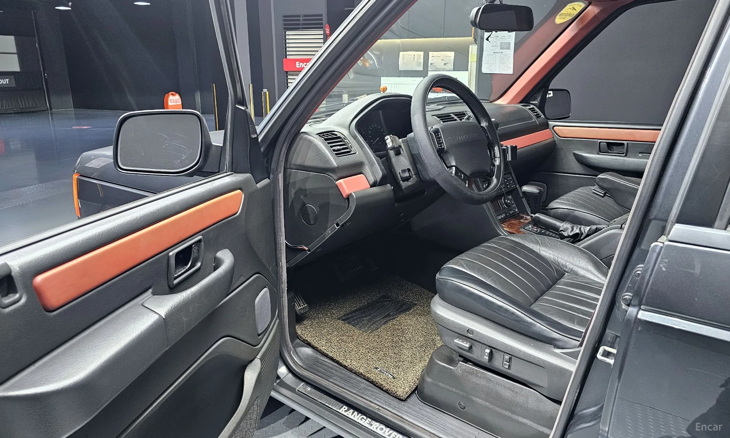 Land Rover Range Rover превью 11
