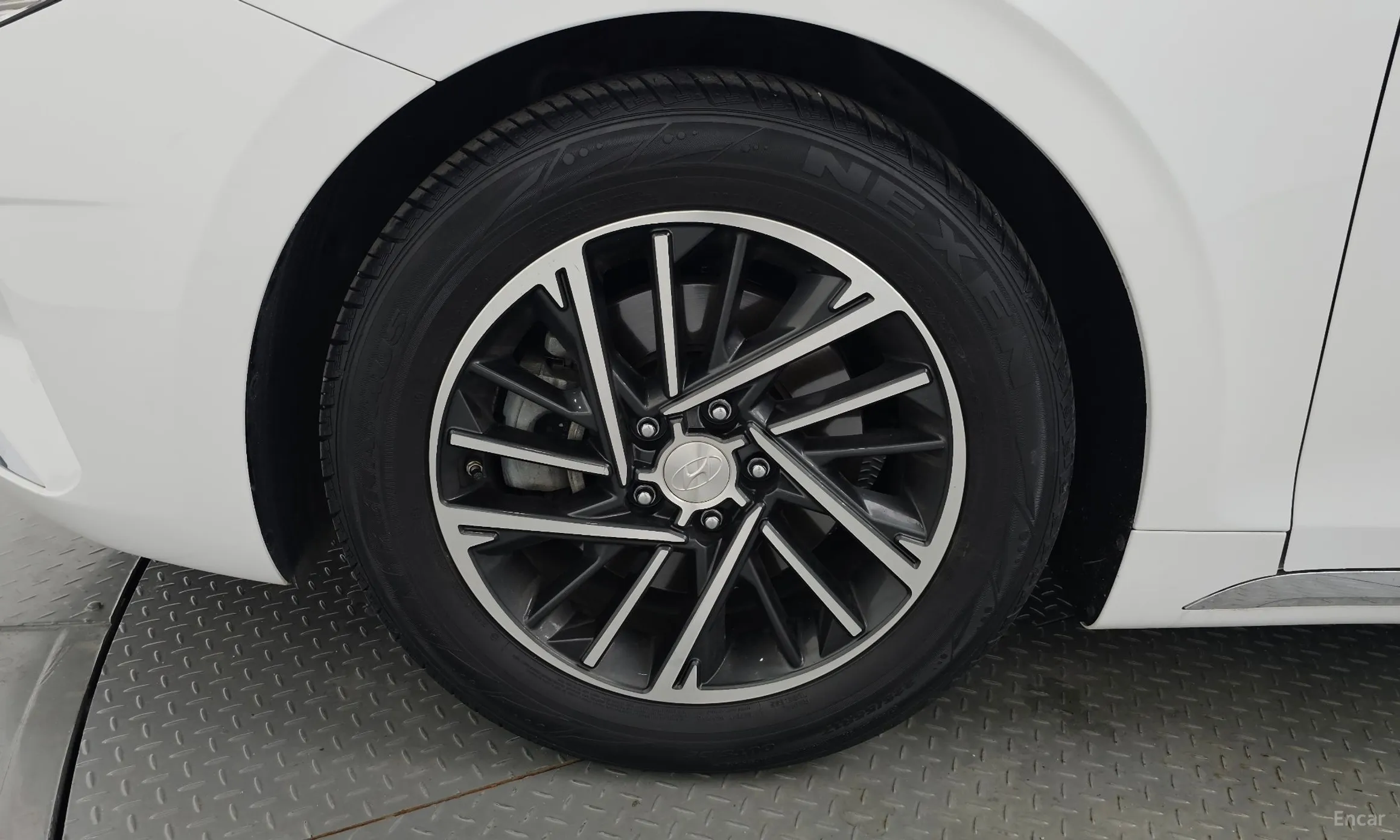 Hyundai Grandeur IG превью 5