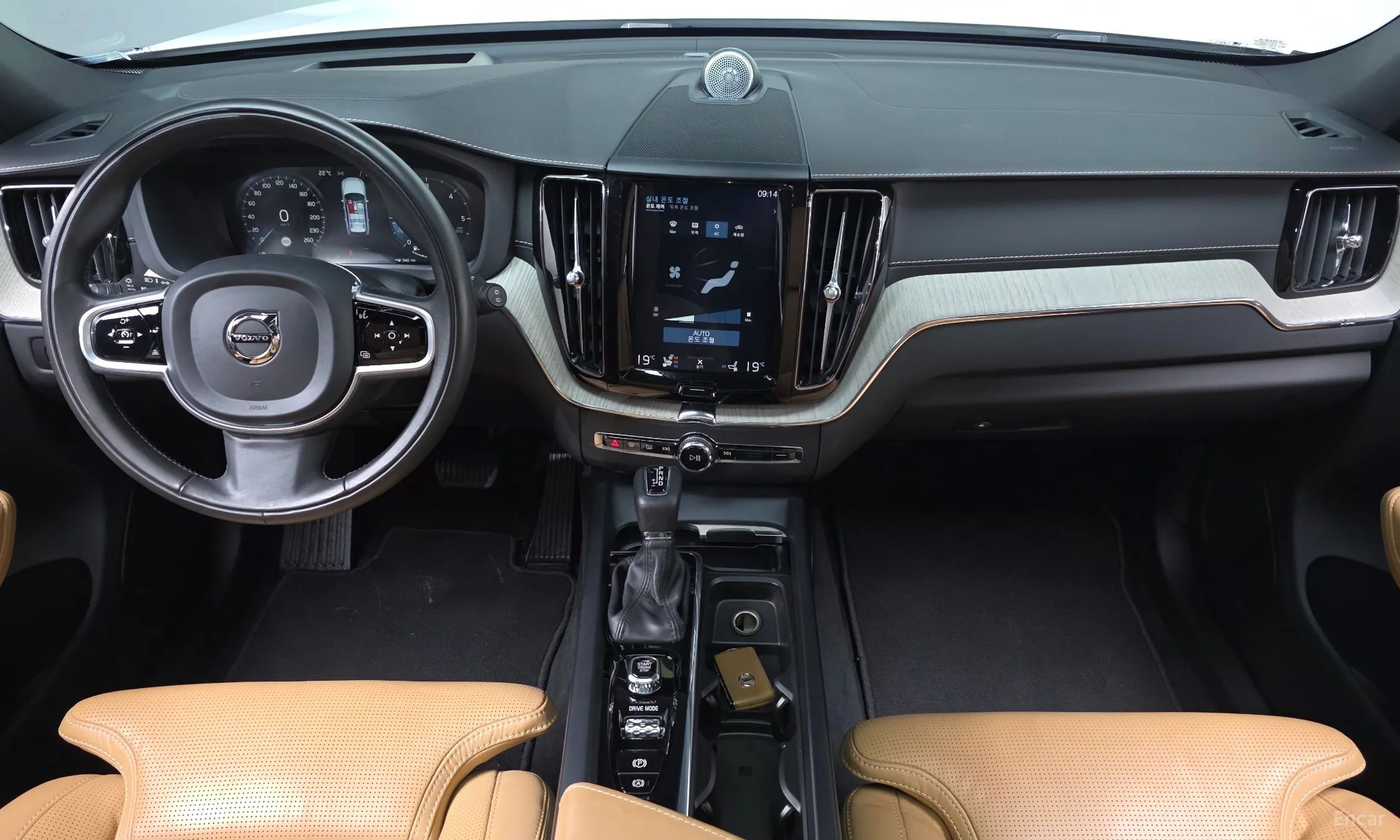 Volvo XC60 Gen 2 превью 7