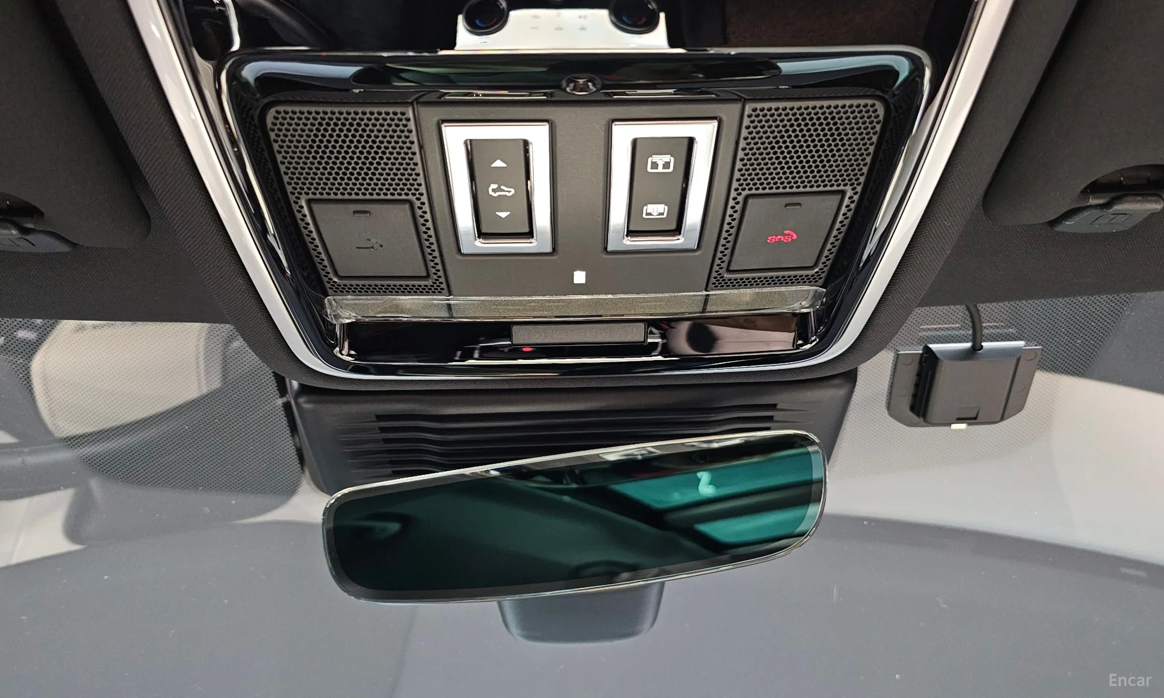 Land Rover Range Rover Bella превью 17
