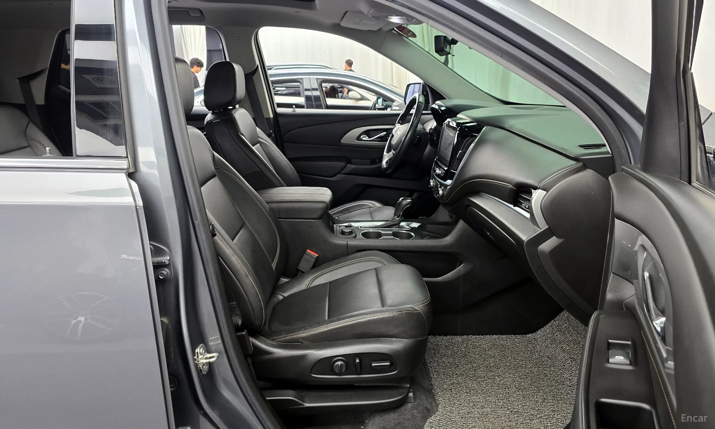 Chevrolet (GM Daewoo) Traverse превью 11