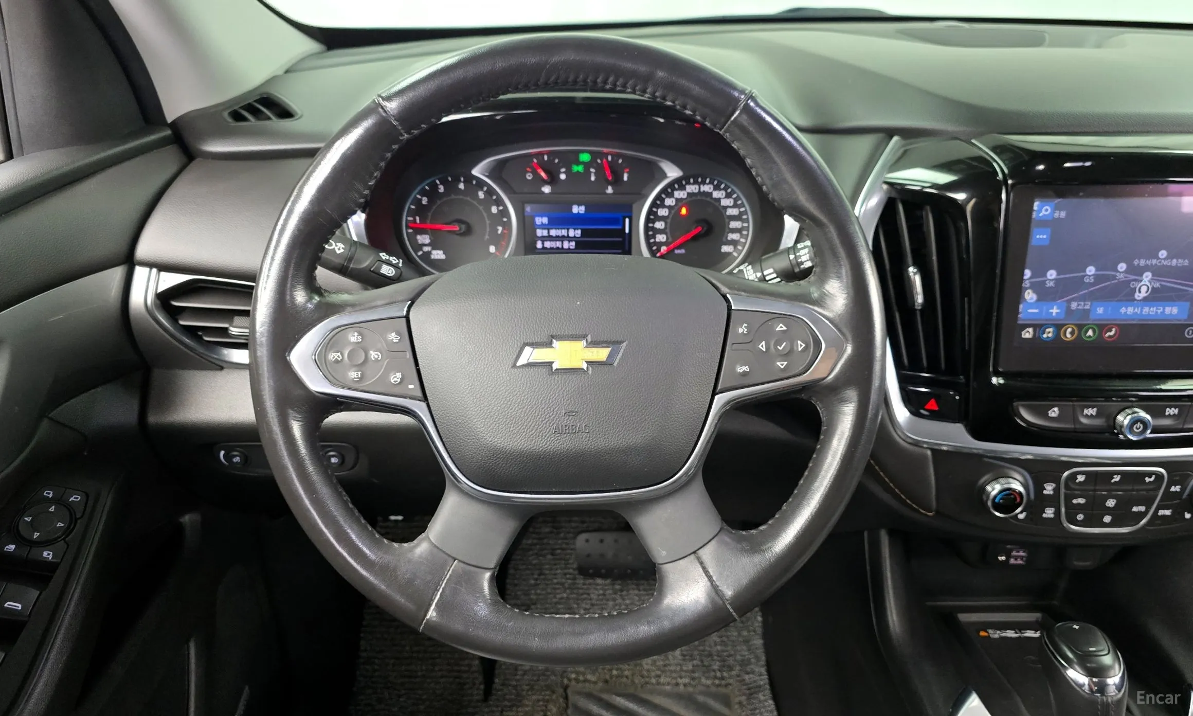 Chevrolet (GM Daewoo) Traverse превью 13