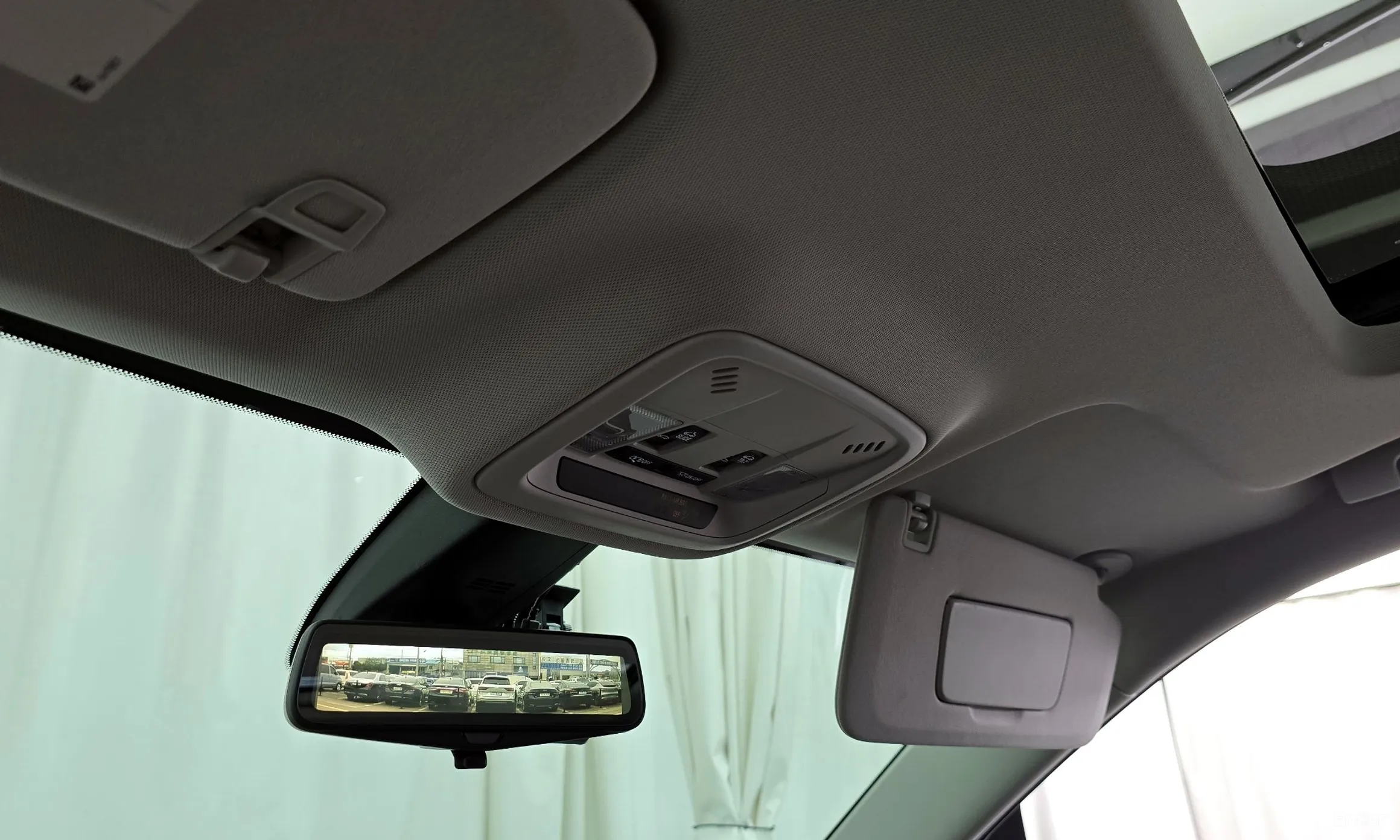 Chevrolet (GM Daewoo) Traverse превью 18